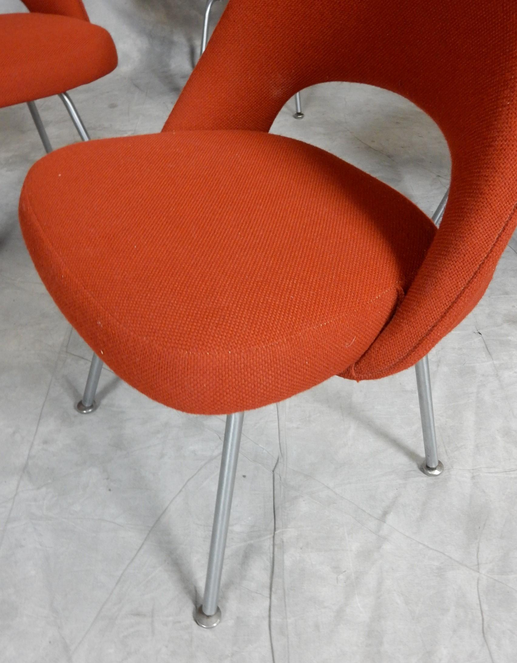 American Mid-Century Saarinen for Knoll Executive Armless Chairs. set of 4, dated 1963 For Sale