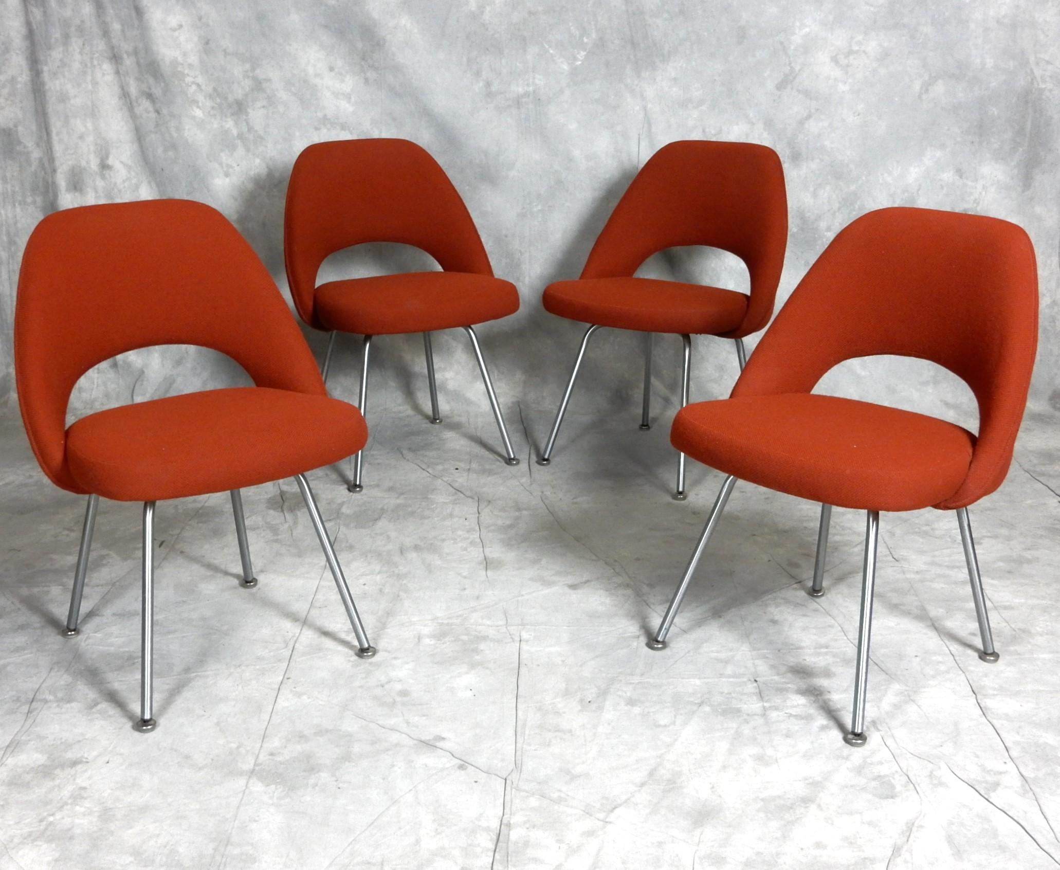 20th Century Mid-Century Saarinen for Knoll Executive Armless Chairs. set of 4, dated 1963 For Sale