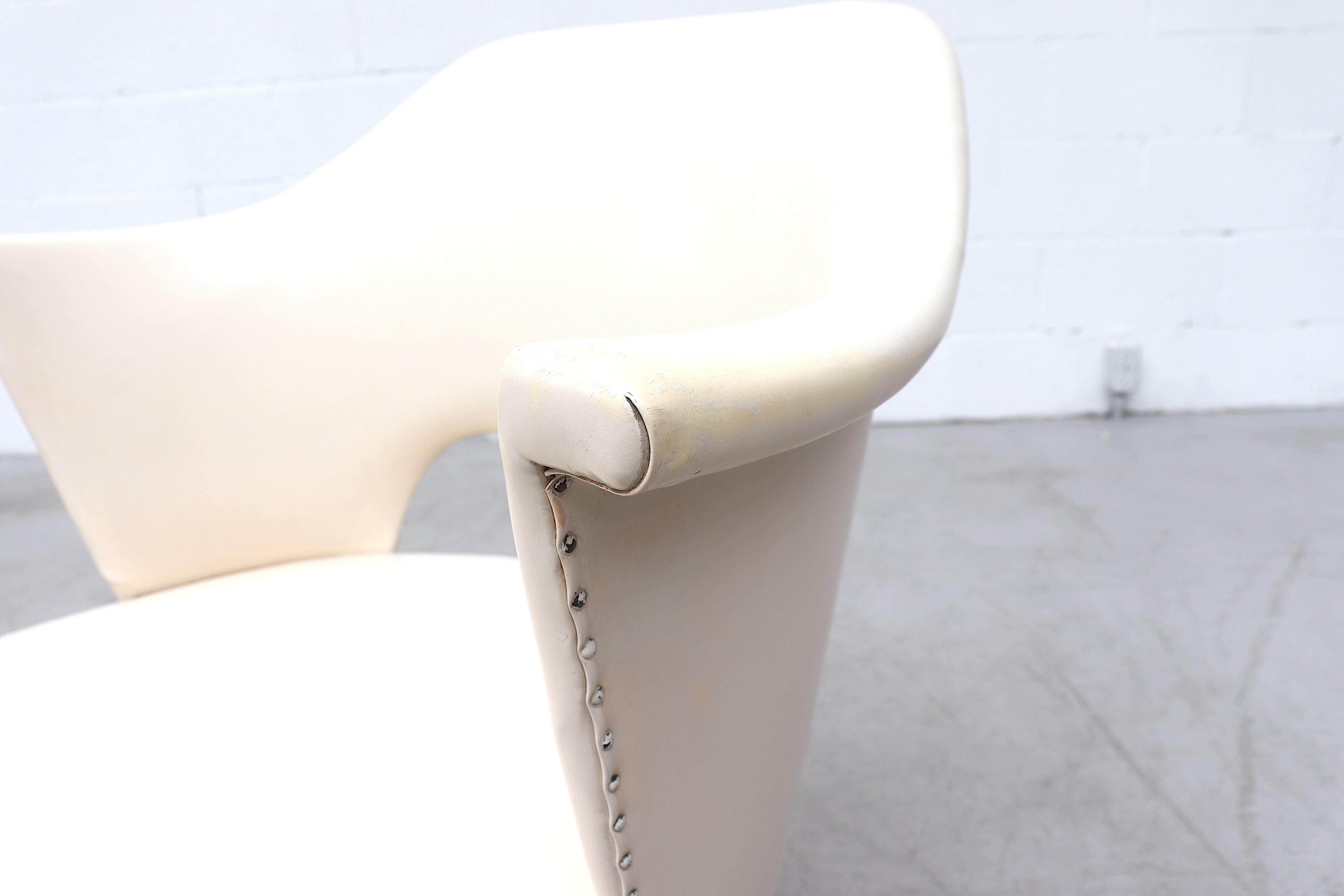 Mid-Century Saarinen Style Arm Chair 3