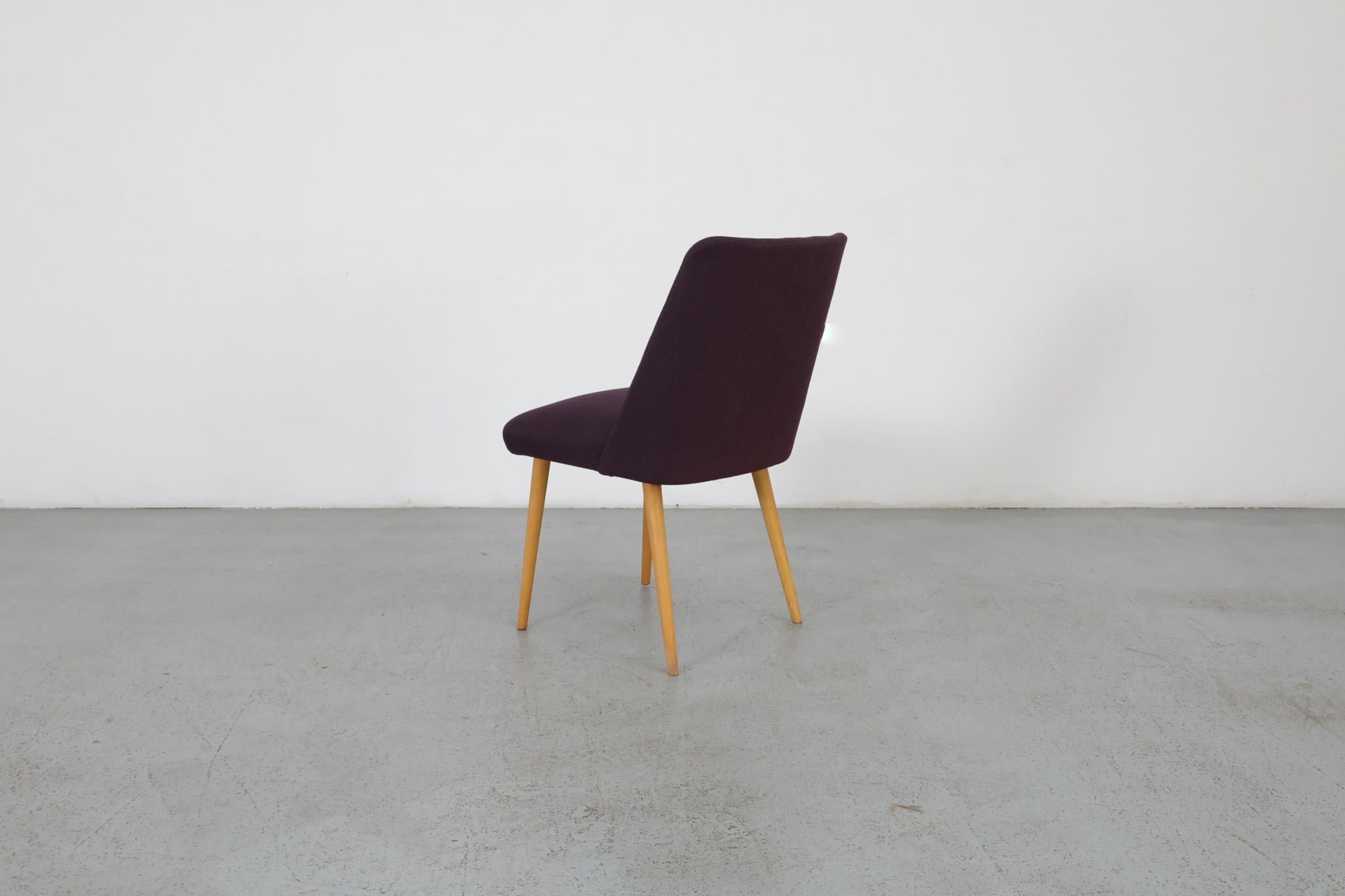 Mid-Century Saarinen Style Cocktail Chair with New Purple Upholstery In Good Condition For Sale In Los Angeles, CA