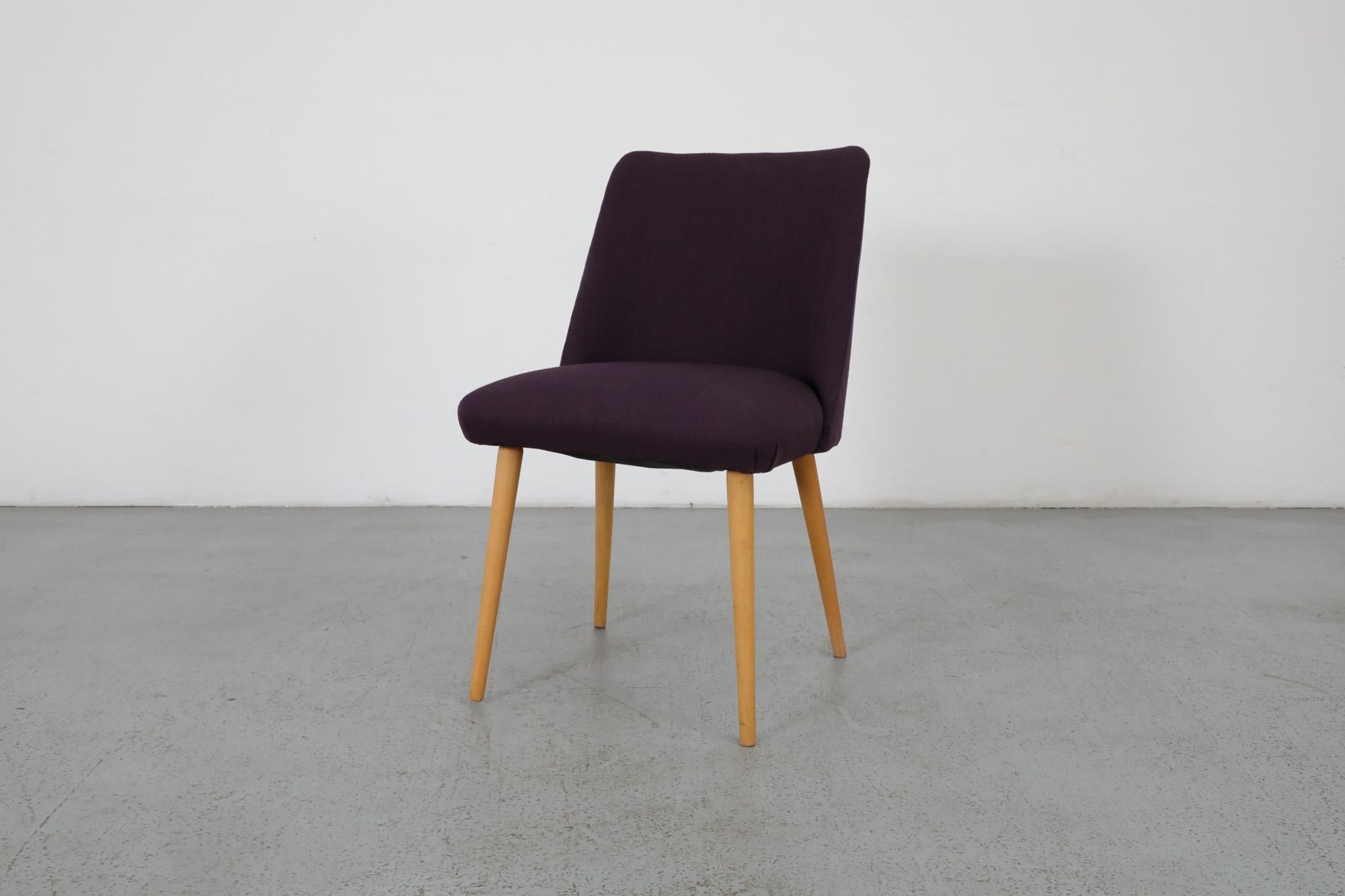 Mid-Century Saarinen Style Cocktail Chair with New Purple Upholstery For Sale 3