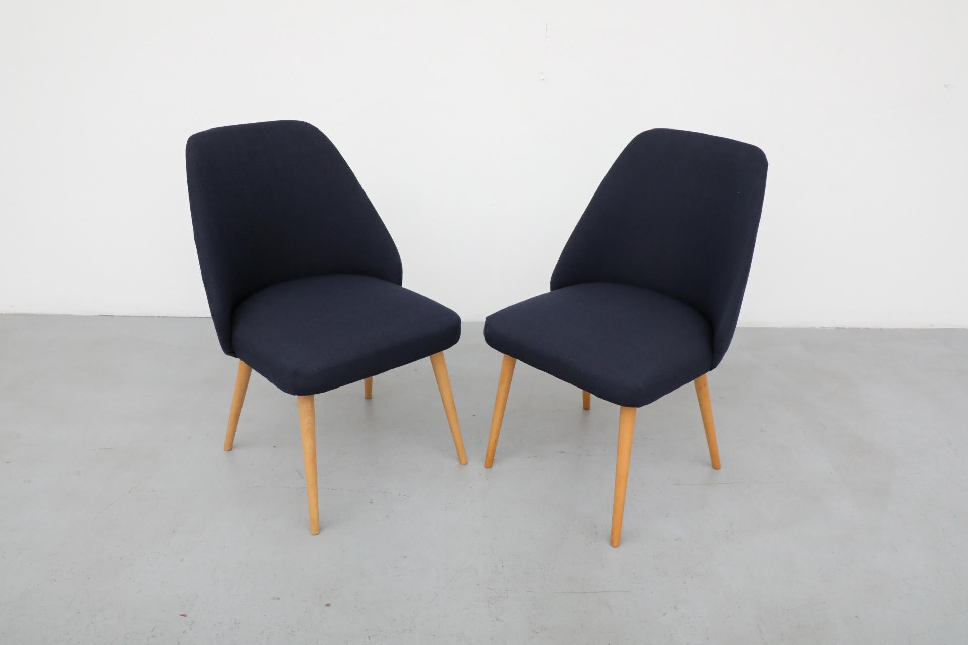Mid-Century Saarinen Style Cocktail Chairs with Navy Upholstery and Birch Legs For Sale 1