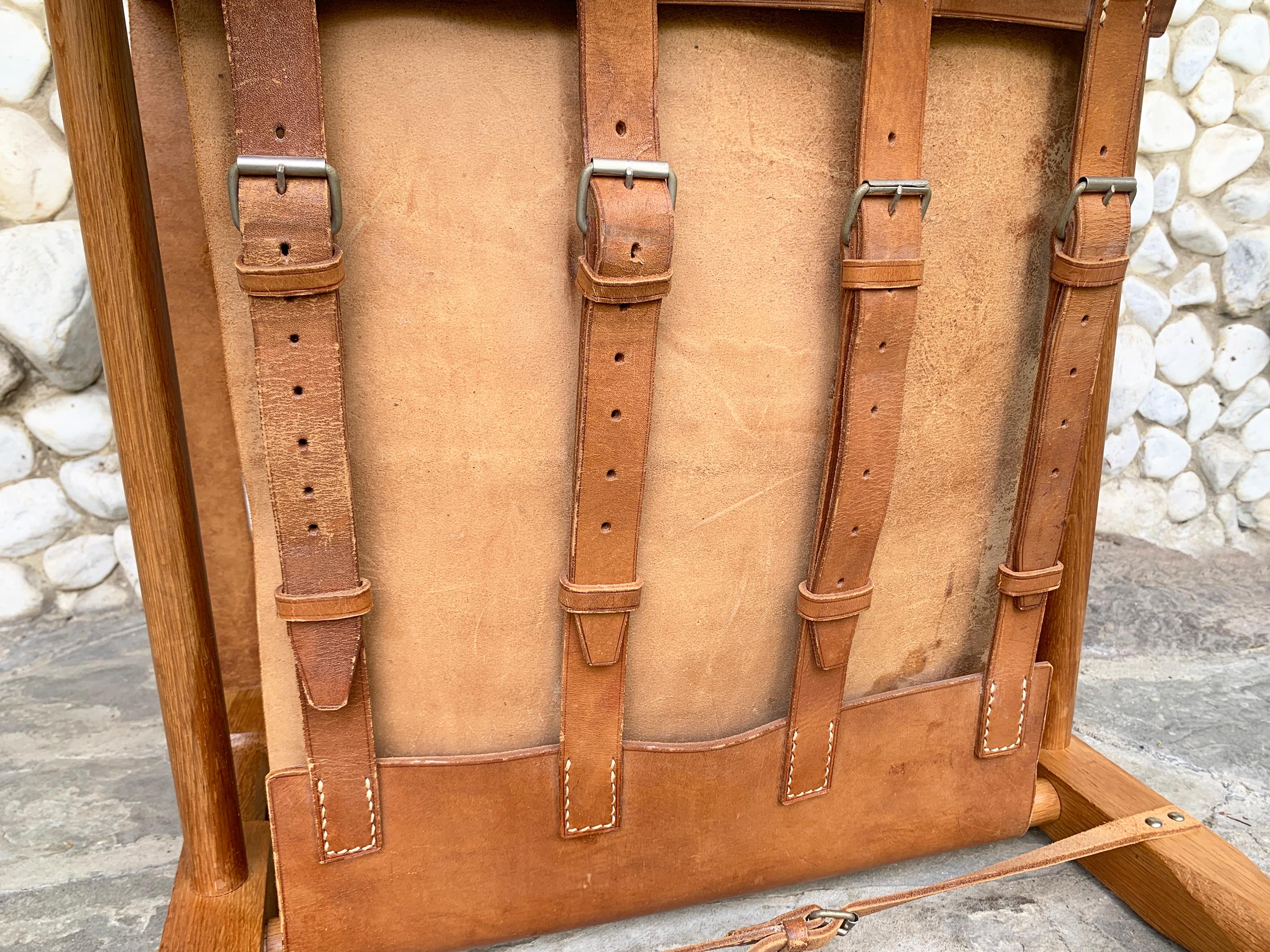 Mid-Century Safari Chair in Leather by Wilhelm Kienzle for Wohnbedarf Zürich 8