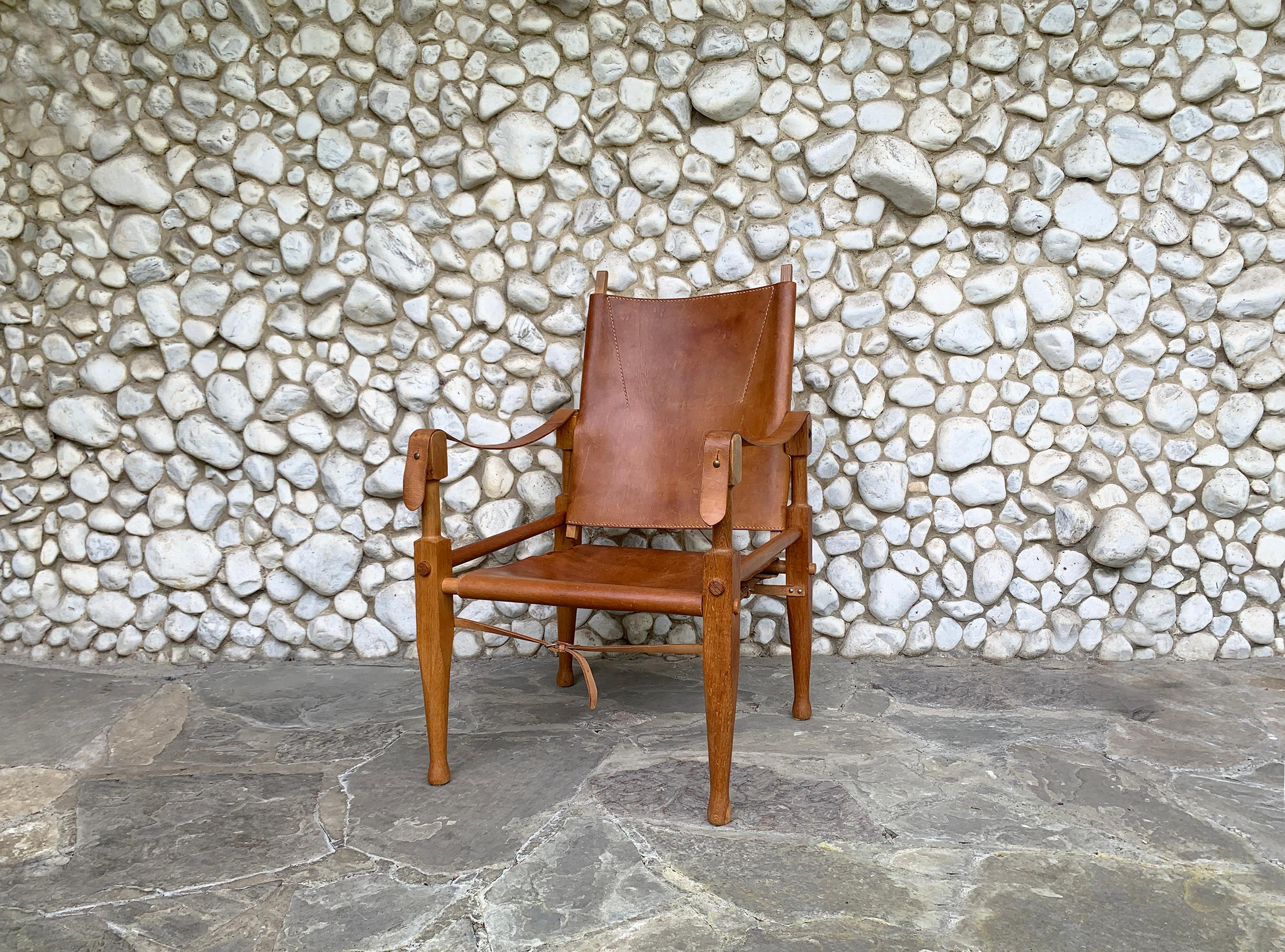 Scandinavian Modern Mid-Century Safari Chair in Leather by Wilhelm Kienzle for Wohnbedarf Zürich
