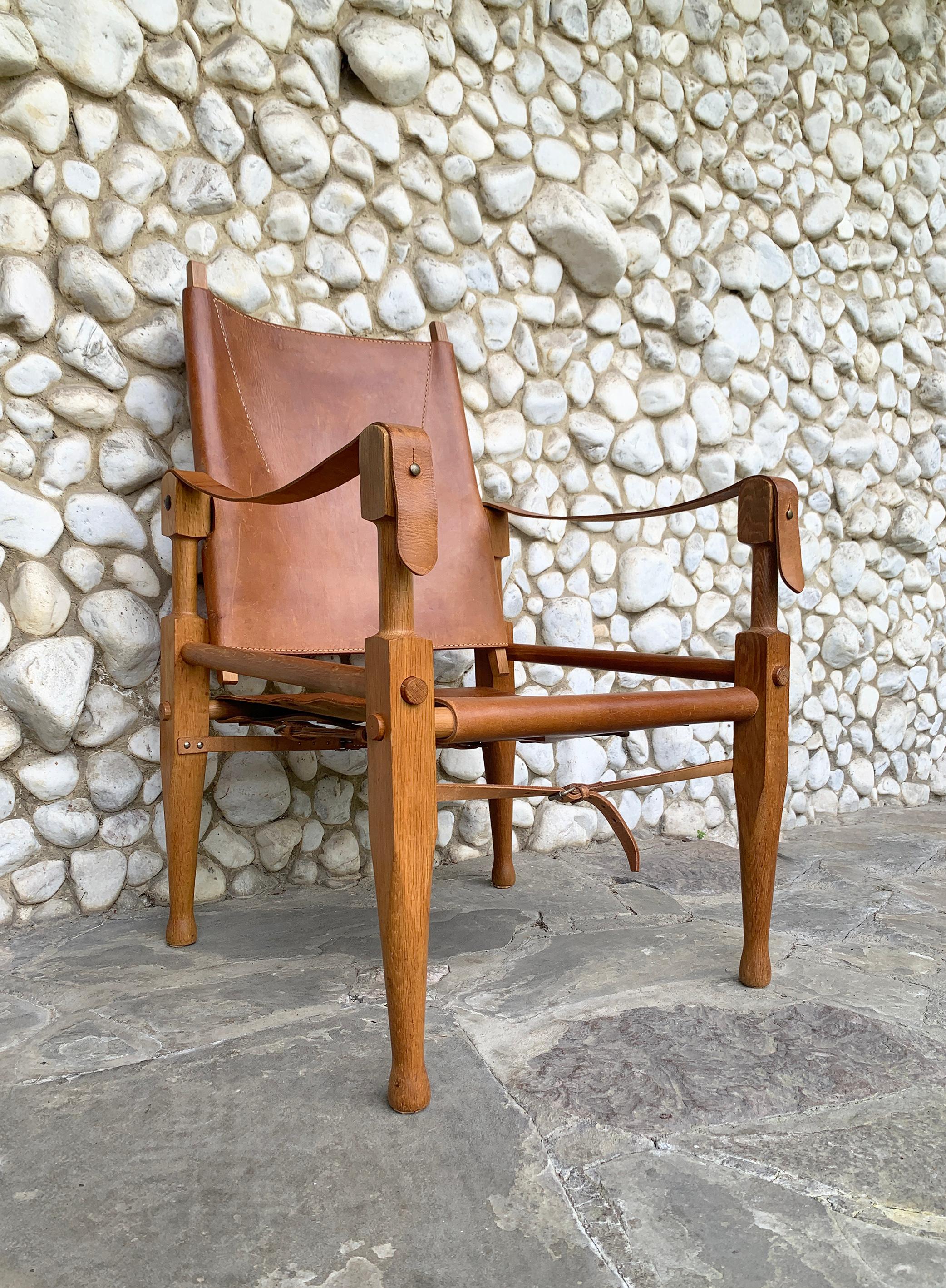 Swiss Mid-Century Safari Chair in Leather by Wilhelm Kienzle for Wohnbedarf Zürich