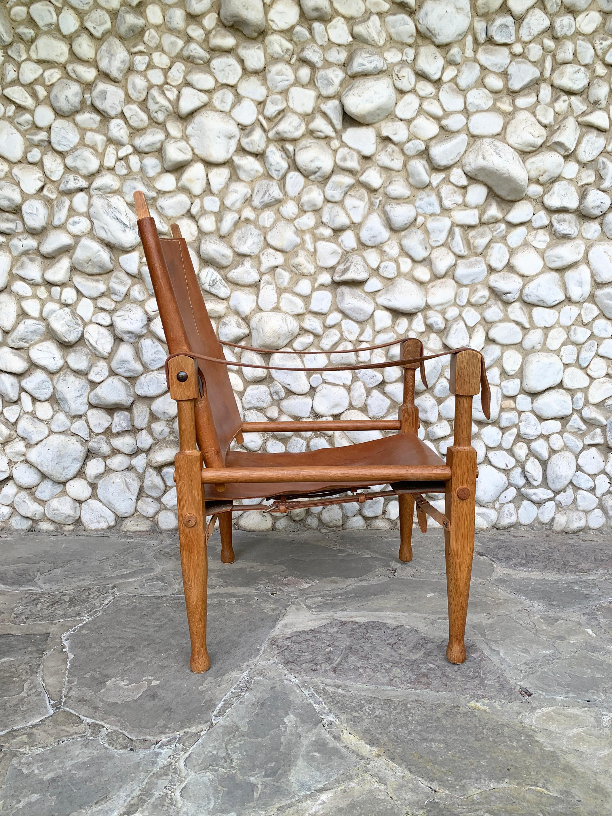 20th Century Mid-Century Safari Chair in Leather by Wilhelm Kienzle for Wohnbedarf Zürich