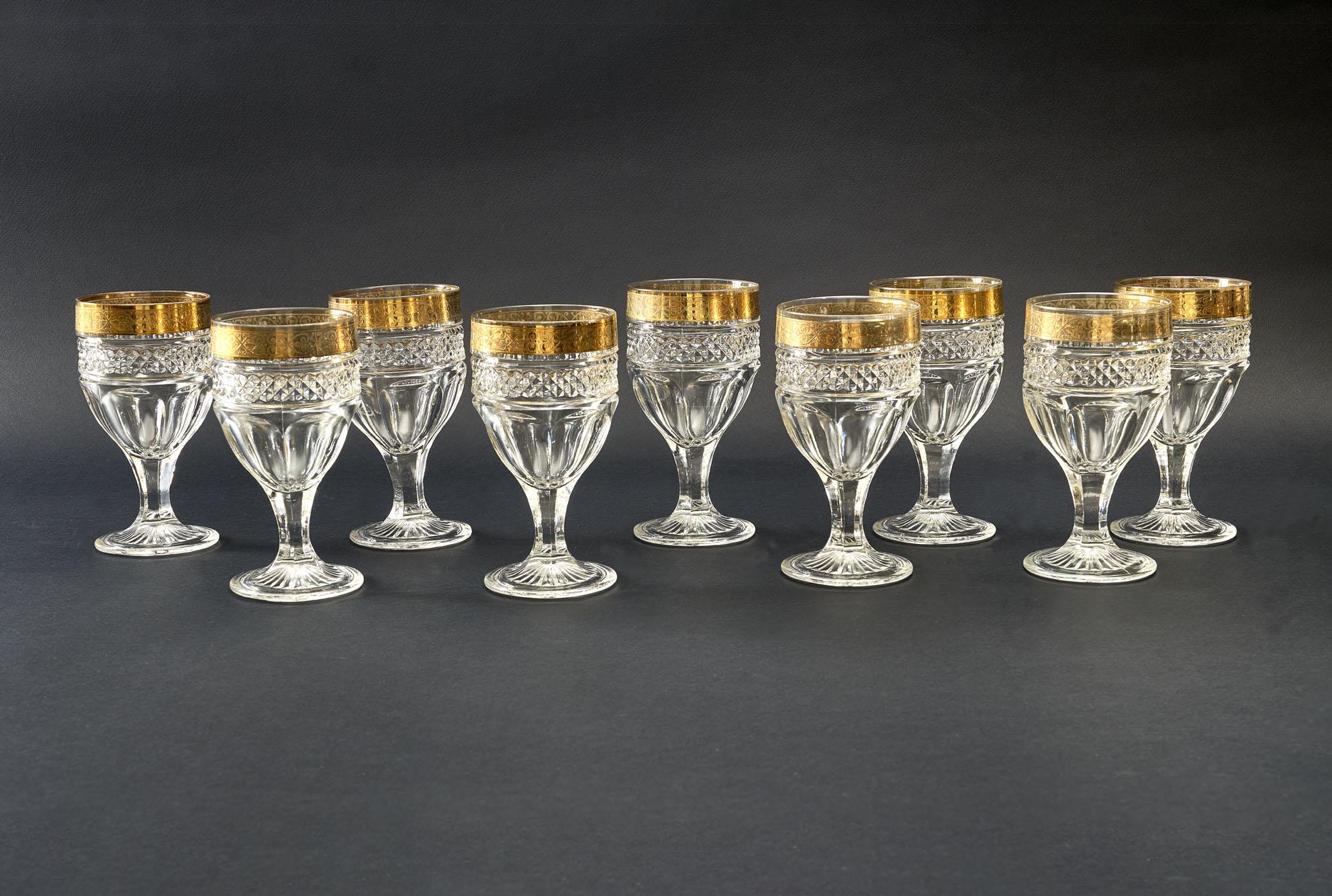 Mid-Century Saint Louis Style Set of 33 Glasses Stella Collection Model For Sale