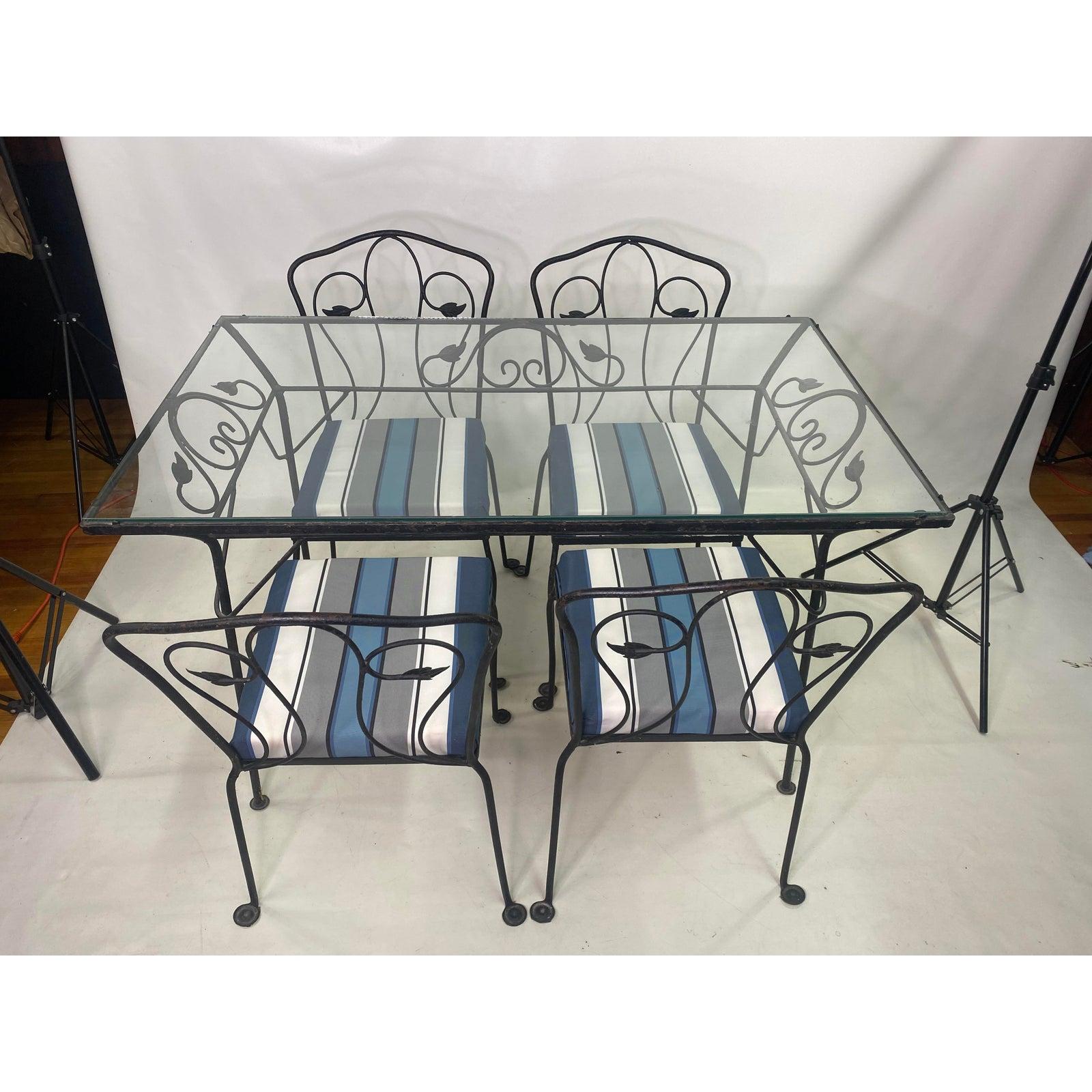 Mid century Salterini patio set - 5 pieces

Table measurements are:
48.5” W 29” D 29.75” H

Chairs measurements are:
18” W 19” D 33 1/2” H
Seat H: 19”.