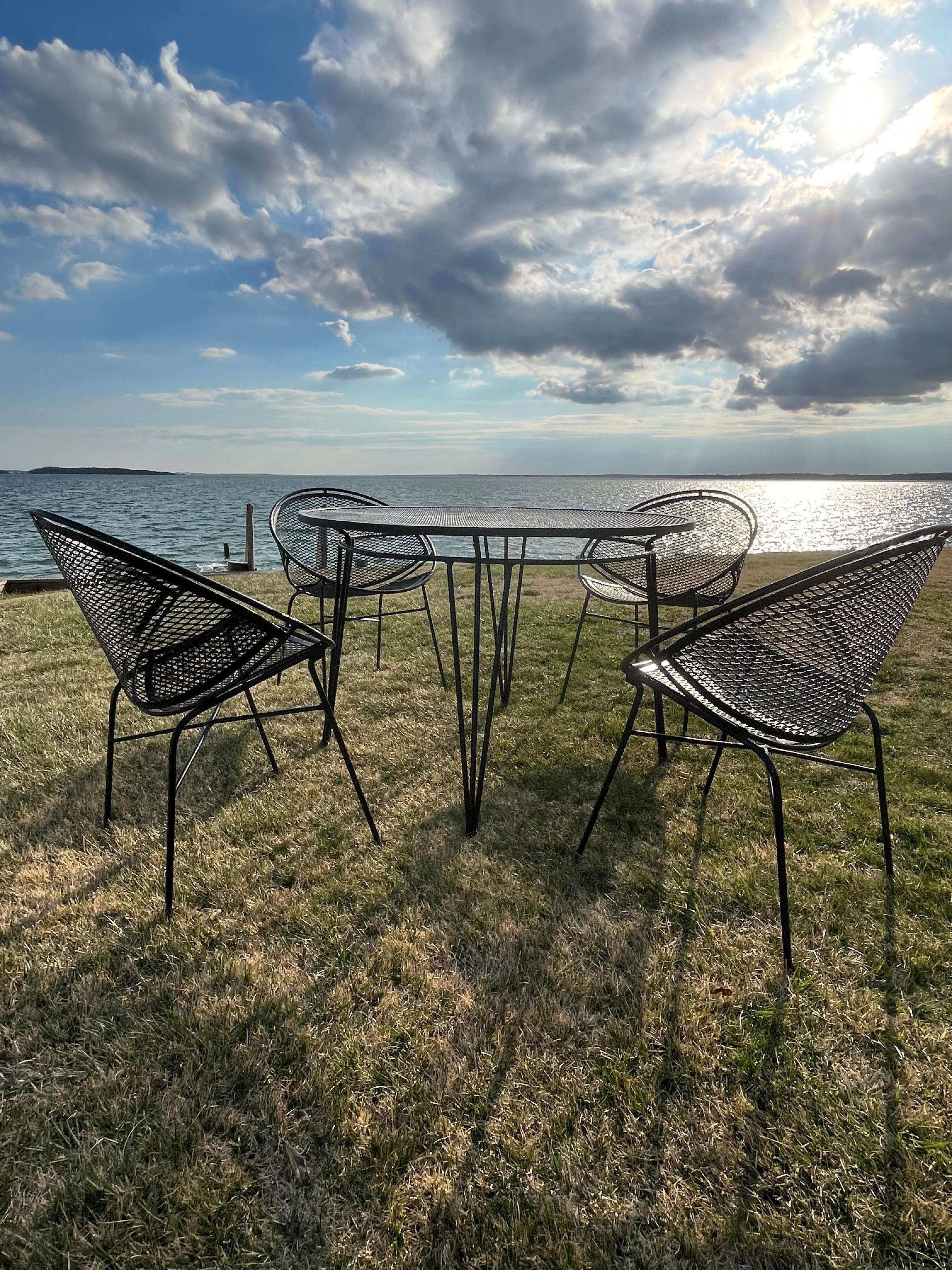American Mid Century Salterini “Radar” Outdoor Dining Set For Sale