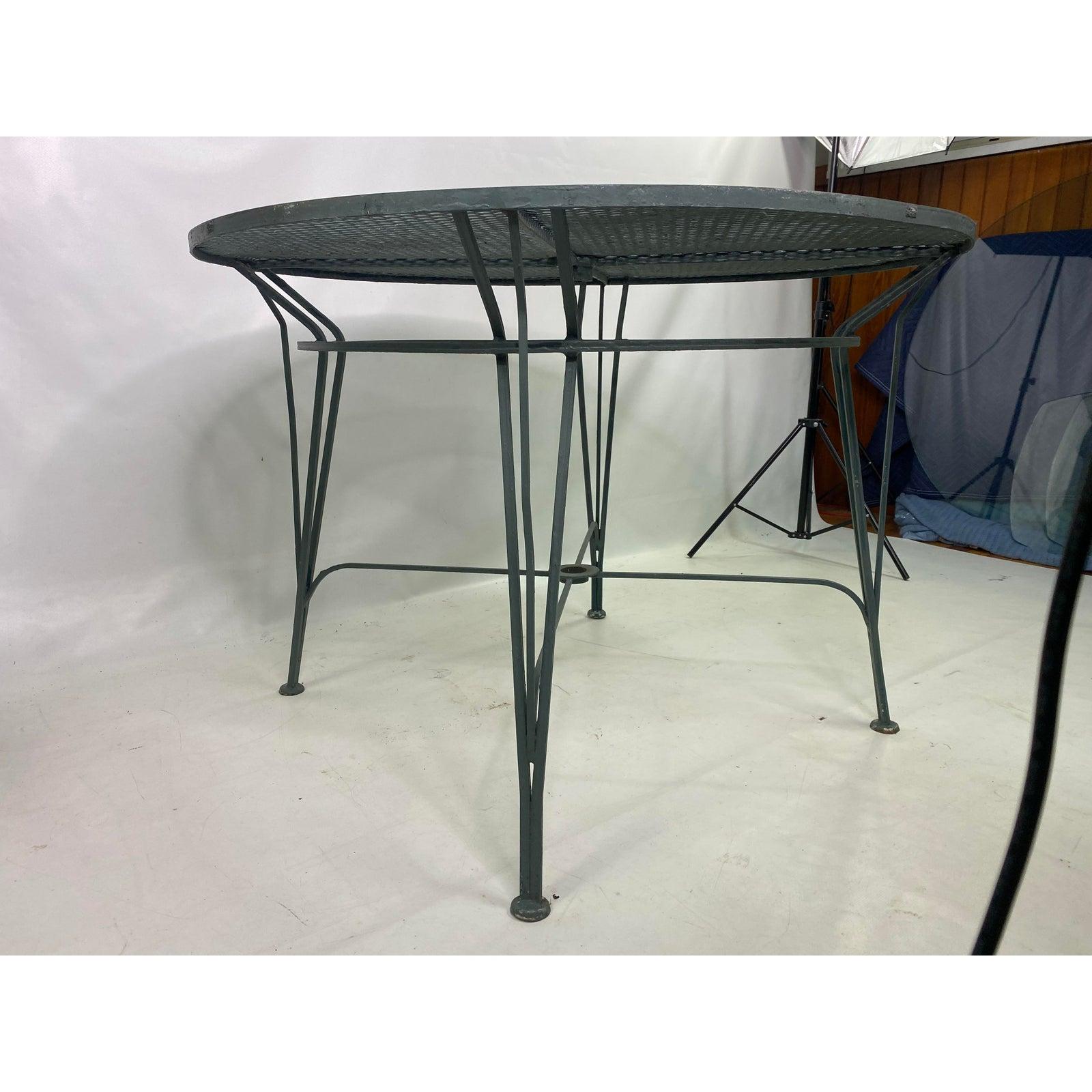 Mid-Century Modern Table à manger de patio Mid Century Salterini Radar en vente
