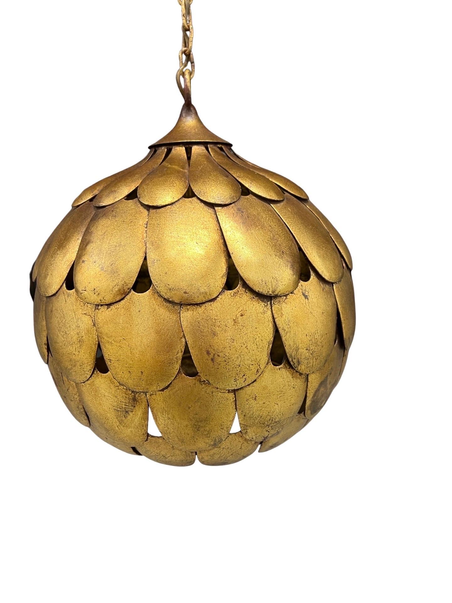 Mid Century Salvadori Dragon Scale Pendant Lamp Vintage Feldman Faux Gilt In Good Condition In Atlanta, GA