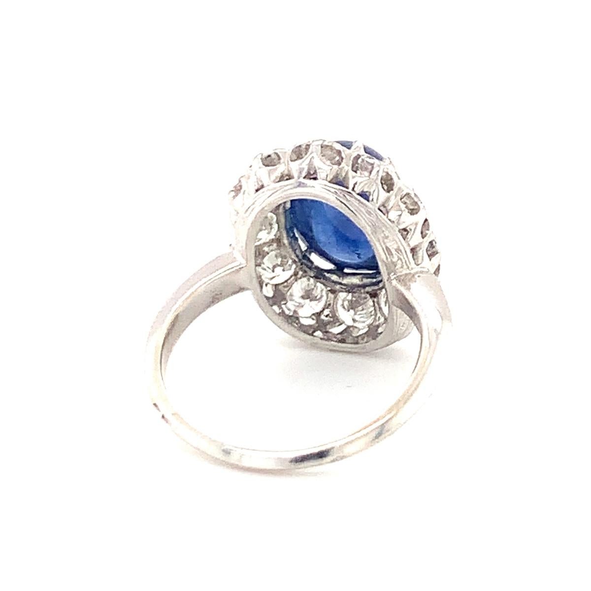 Mid-Century Sapphire and Diamond Platinum and 18K White Gold Ring, circa 1950s In Good Condition For Sale In Beverly Hills, CA