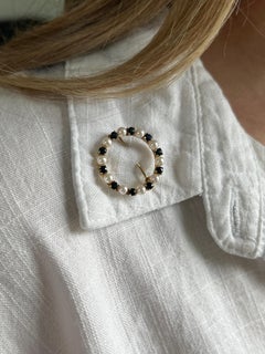 Mid Century Sapphire and Pearl 14k Yellow Gold Circle Brooch 1960s