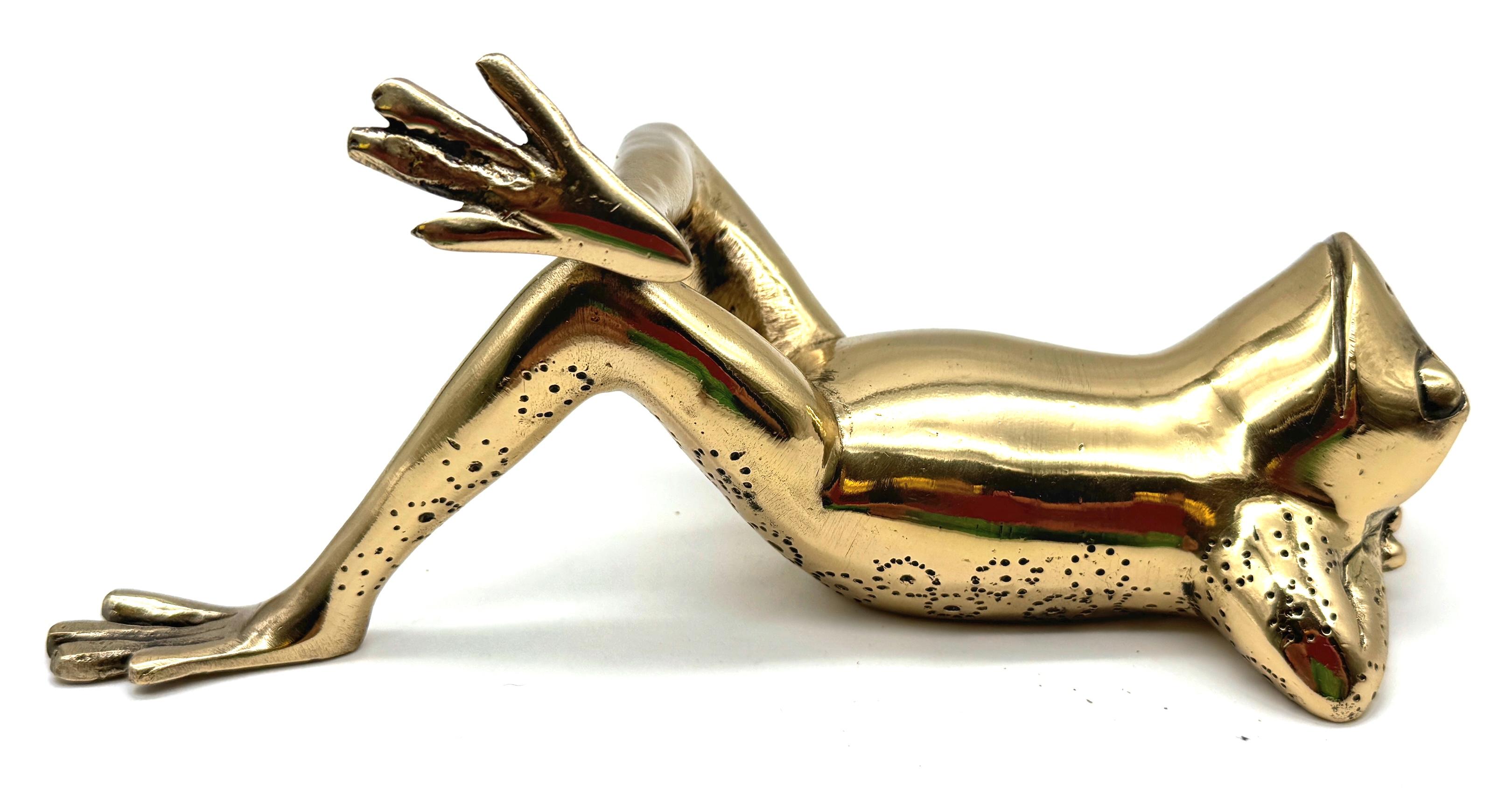 20th Century Mid-Century Sarreid Brass Reclining Frog Sculpture, Spain circa 1960s For Sale