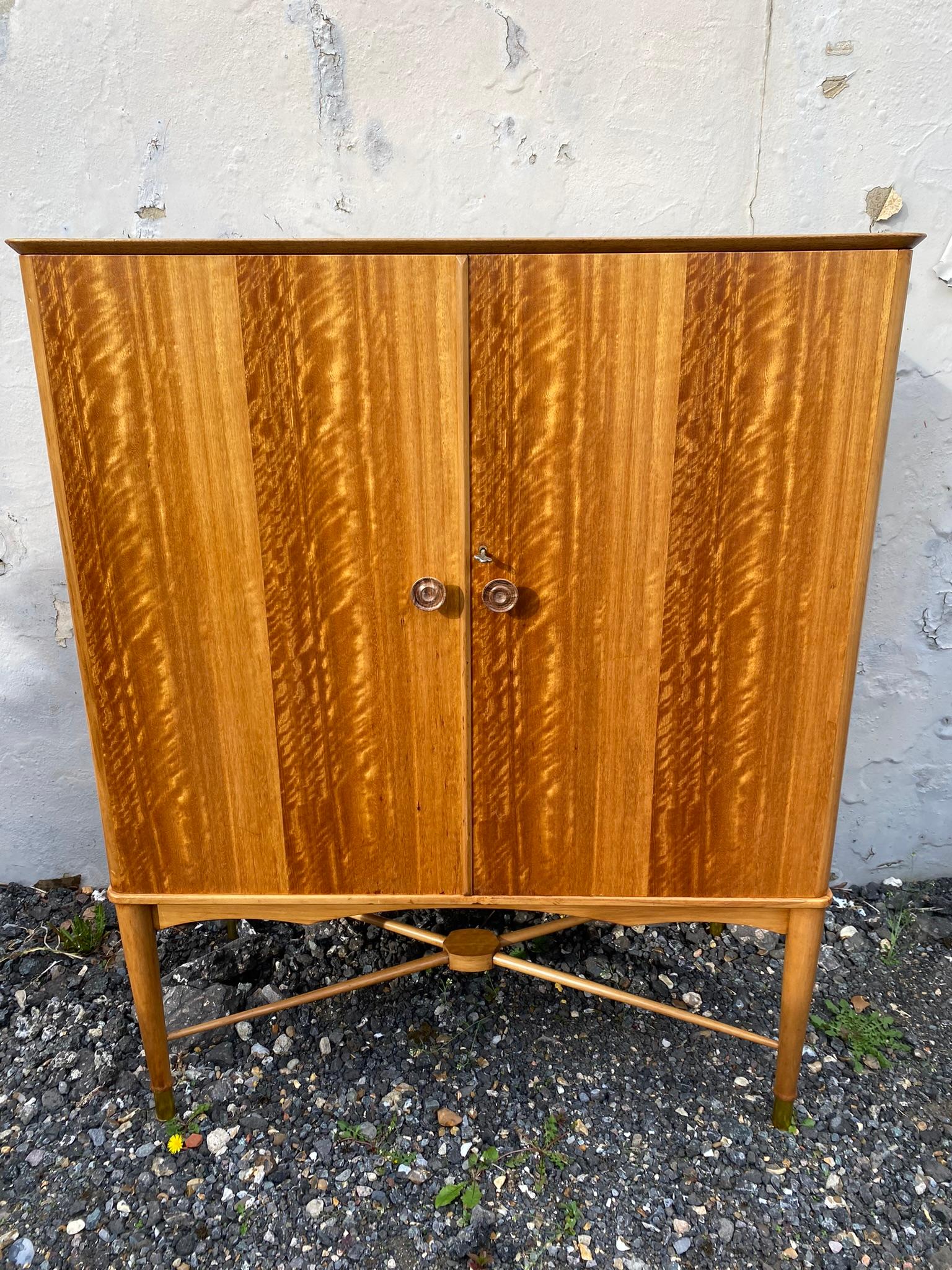 Mid-Century Satinwood Tallboy Cabinet for Heals, Utility Furniture, 1950s For Sale 4