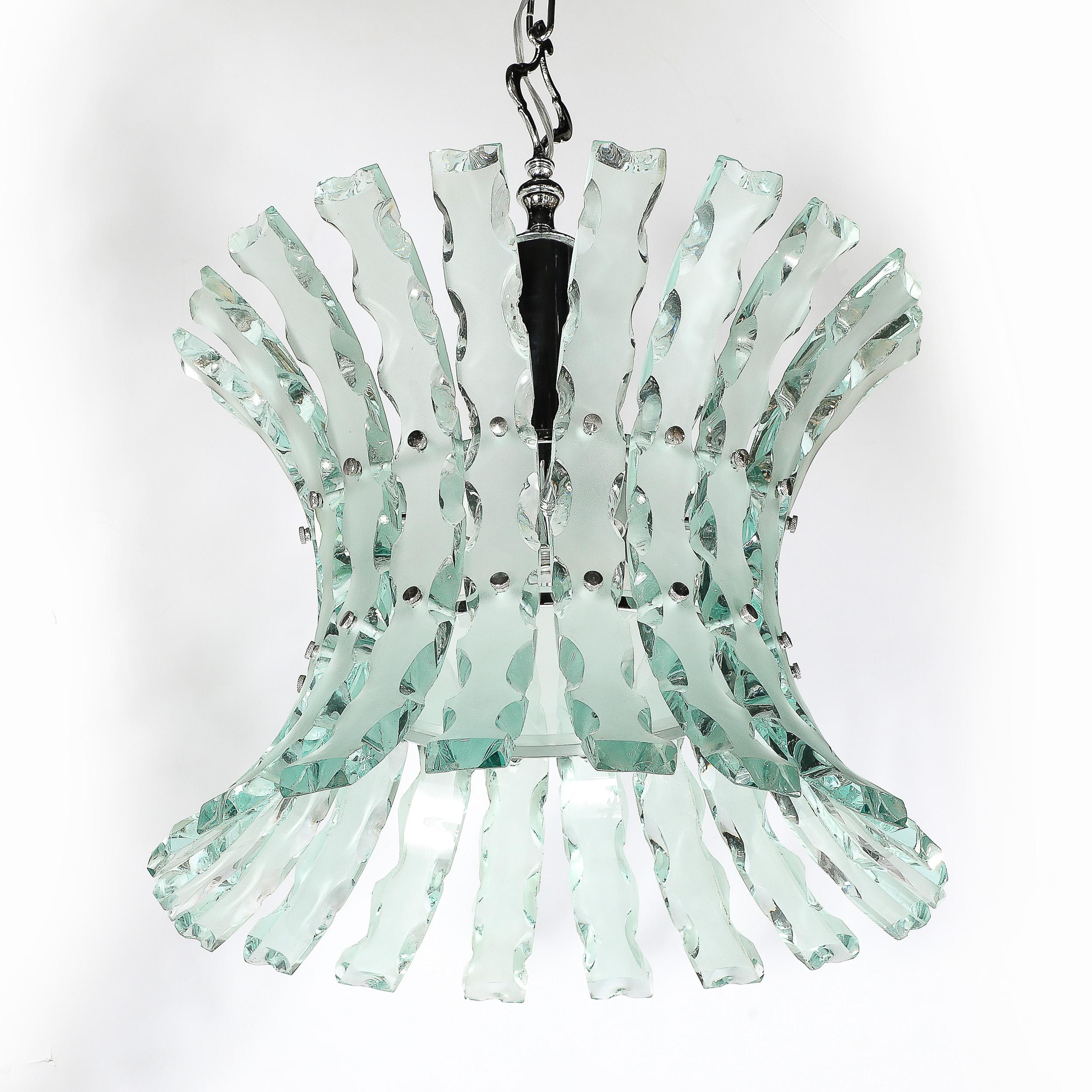 Mid-Century Scalloped  Glass Chandeliers by Quattro Zero for Fontana Arte 4