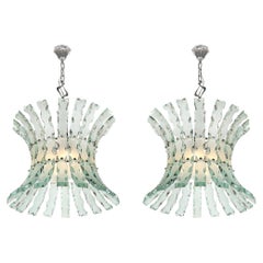 Mid-Century Scalloped Glass Chandeliers by Quattro Zero for Fontana Arte
