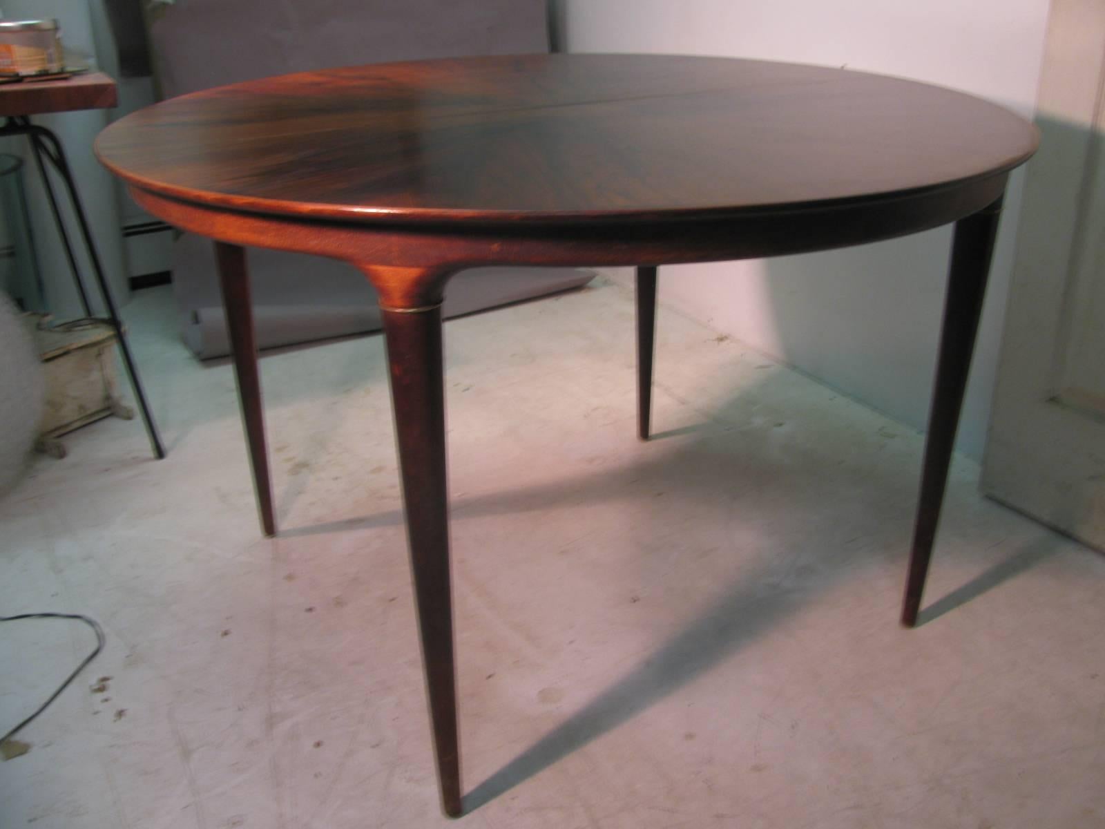 Scandinavian Modern Midcentury Scandanavian Modern Rosewood Dining Room Table with Two Leaves