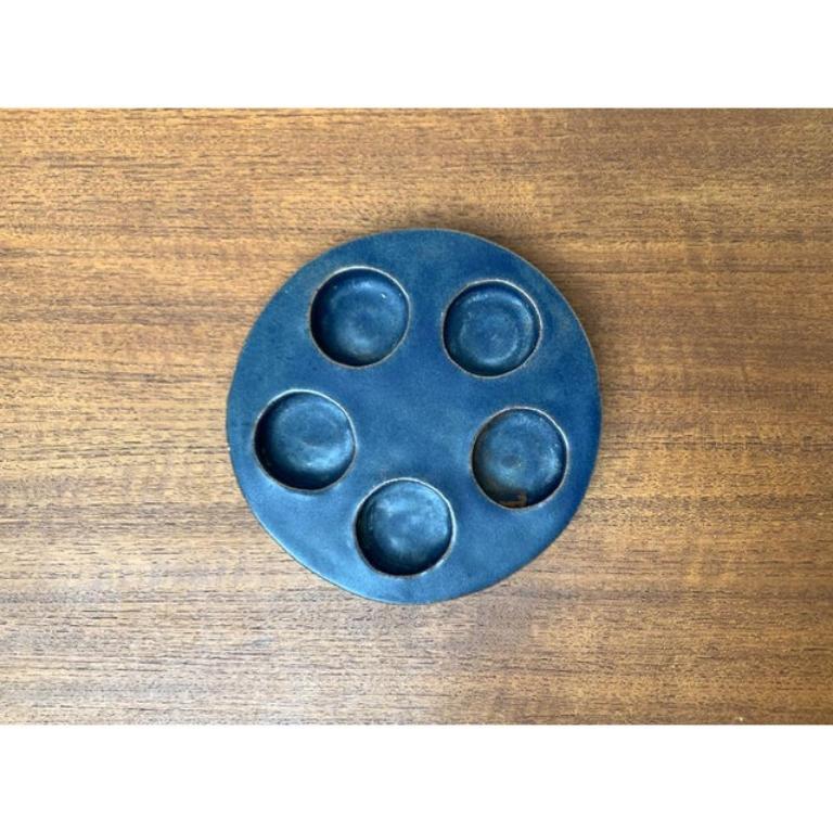 Mid-Century Scandianvian Ceramic Candleholder, 1960s, in Very Good conditions. Designed 1960 to 1969.

Additional information:
Materials: Ceramic
Color: Blue
Styles: Mid-Century Modern
Item Type: Vintage, Antique or Pre-owned
Dimensions: 6.3ʺW ×