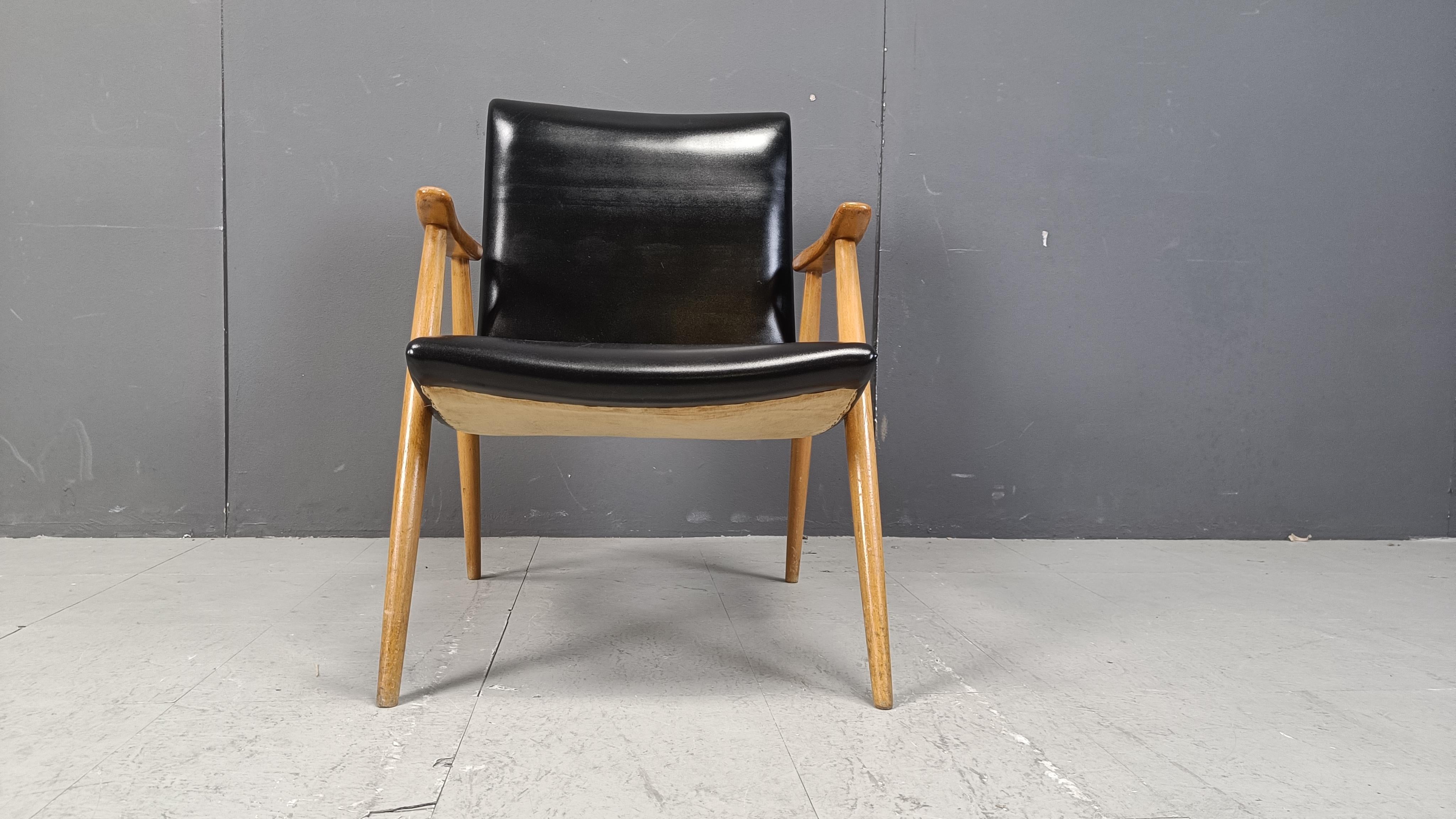 Danish Mid century scandinavian armchair, 1960s For Sale