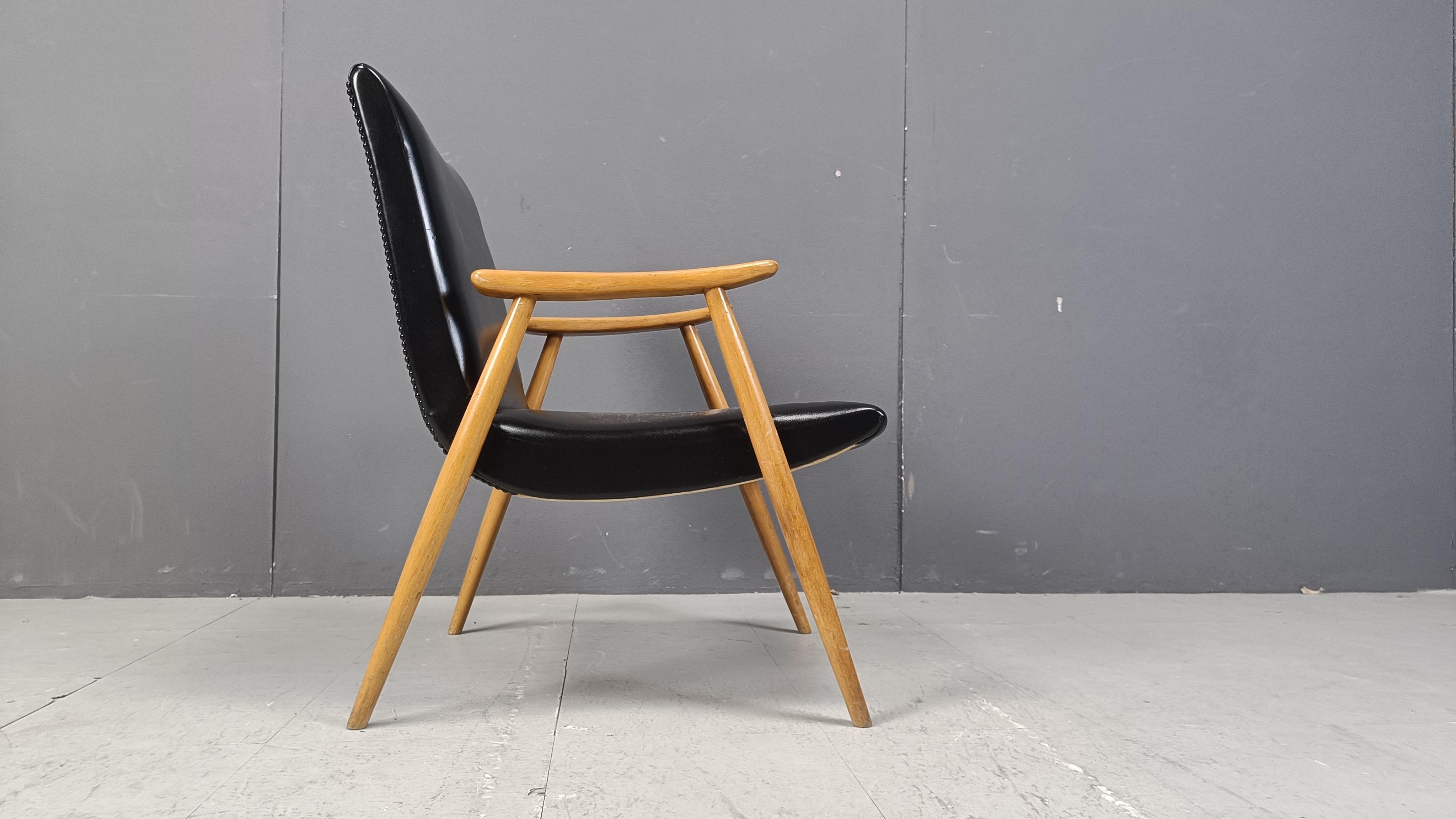 Mid century scandinavian armchair, 1960s For Sale 1