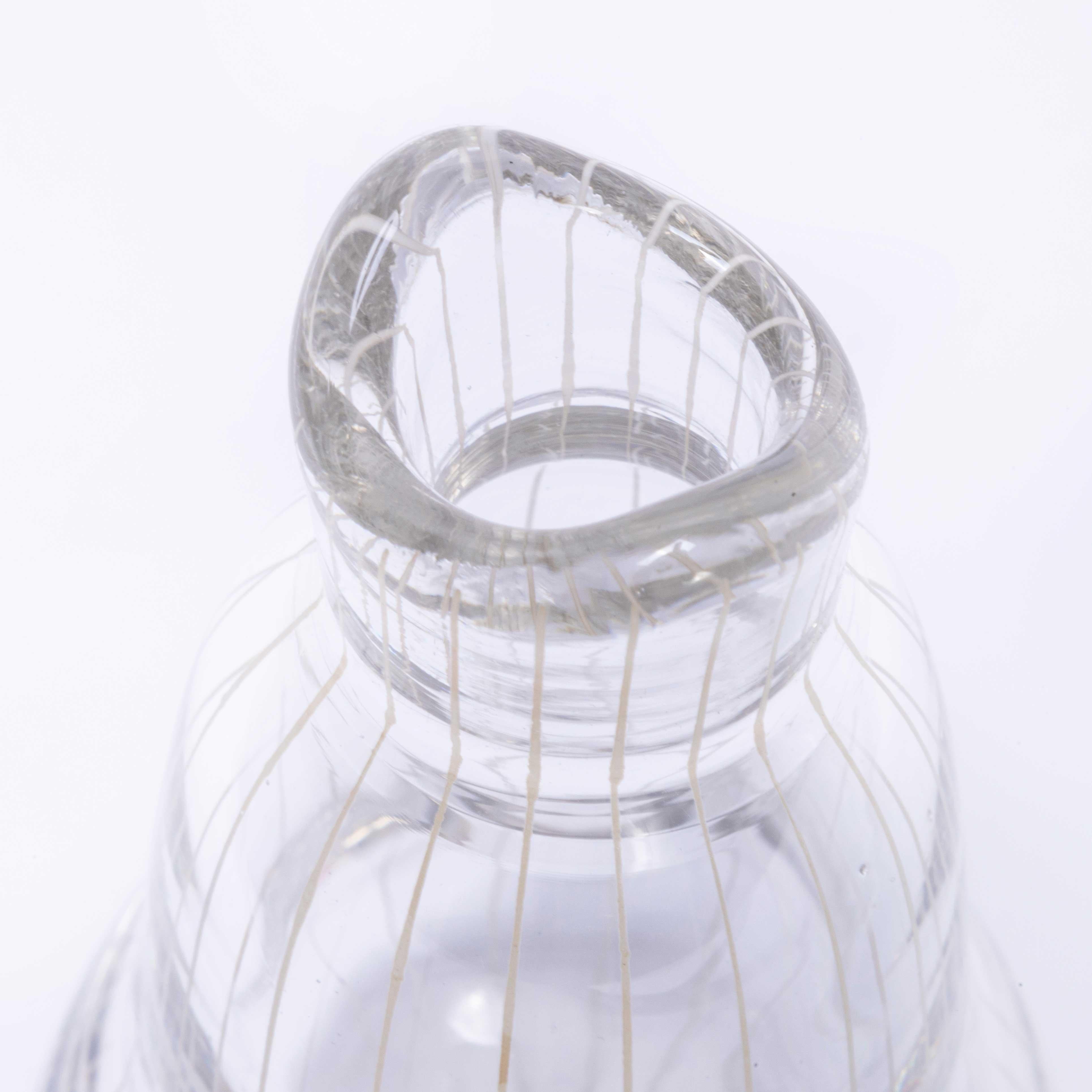 Metà XX secolo Vaso a bocciolo in vetro artistico scandinavo della metà del secolo scorso in vendita