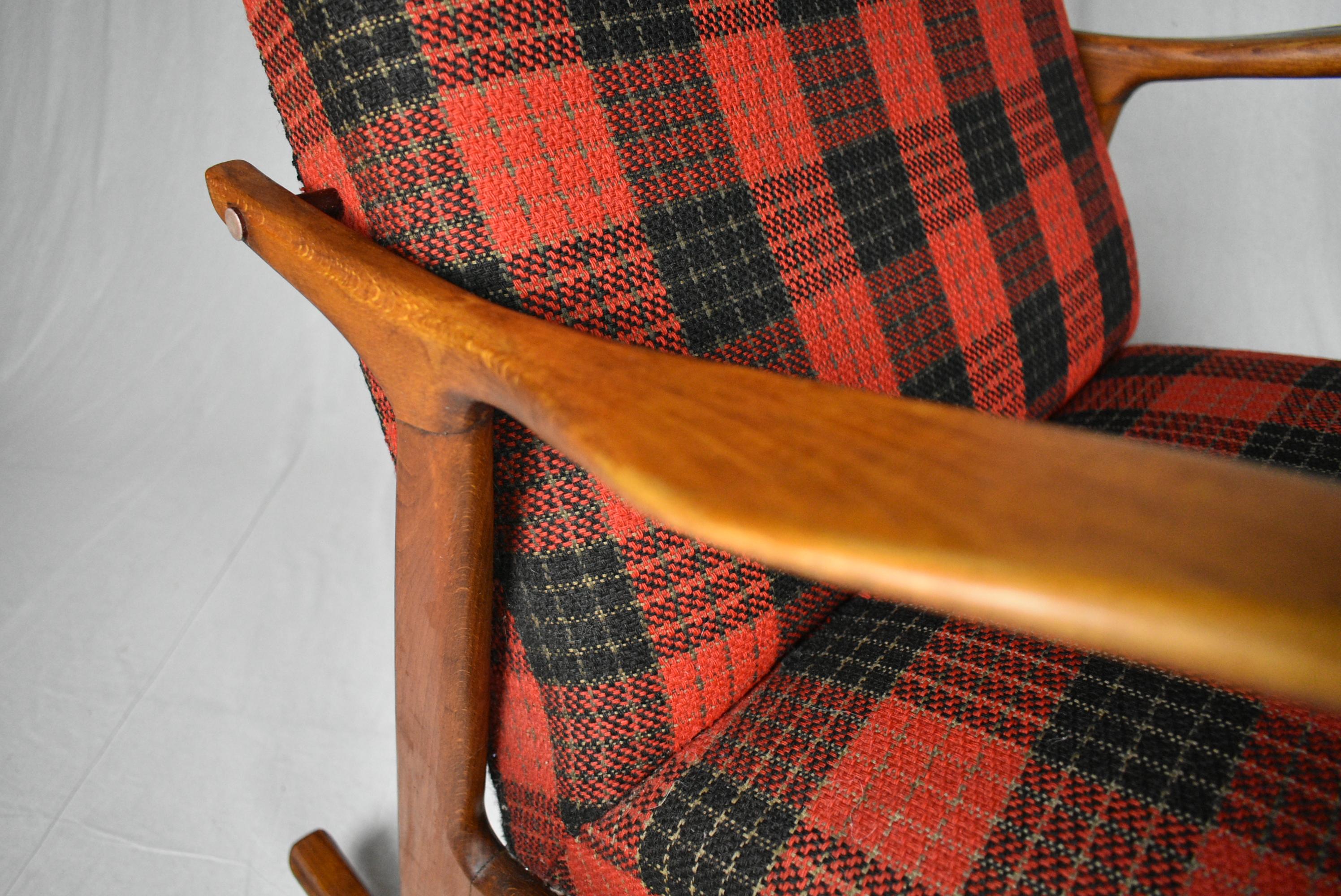 Midcentury Scandinavian Beechwood Rocking Chair, 1960s 3