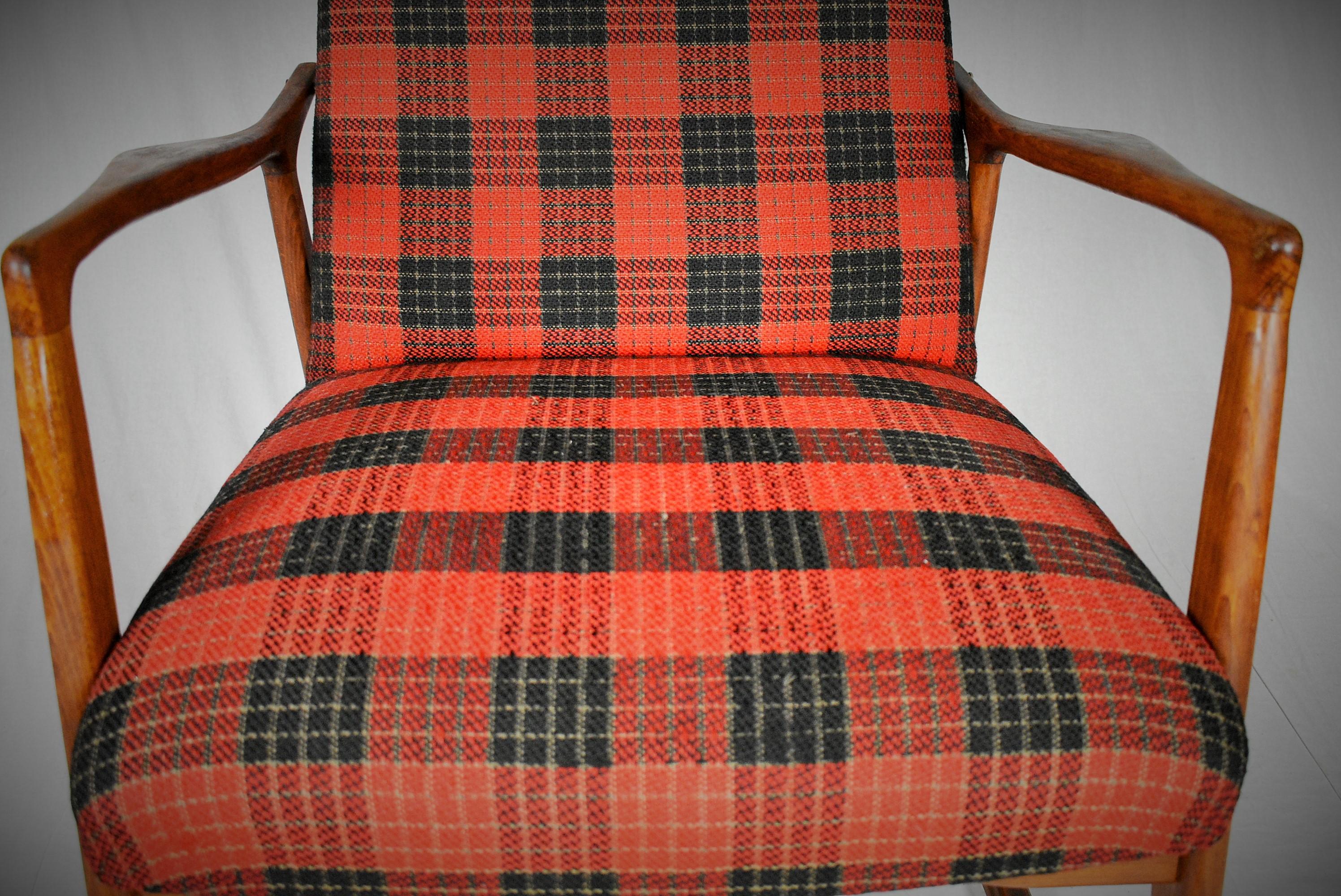 Midcentury Scandinavian Beechwood Rocking Chair, 1960s 6