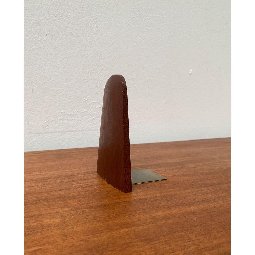 Fermalibri scandinavo di metà secolo in teak e ottone in vendita 5