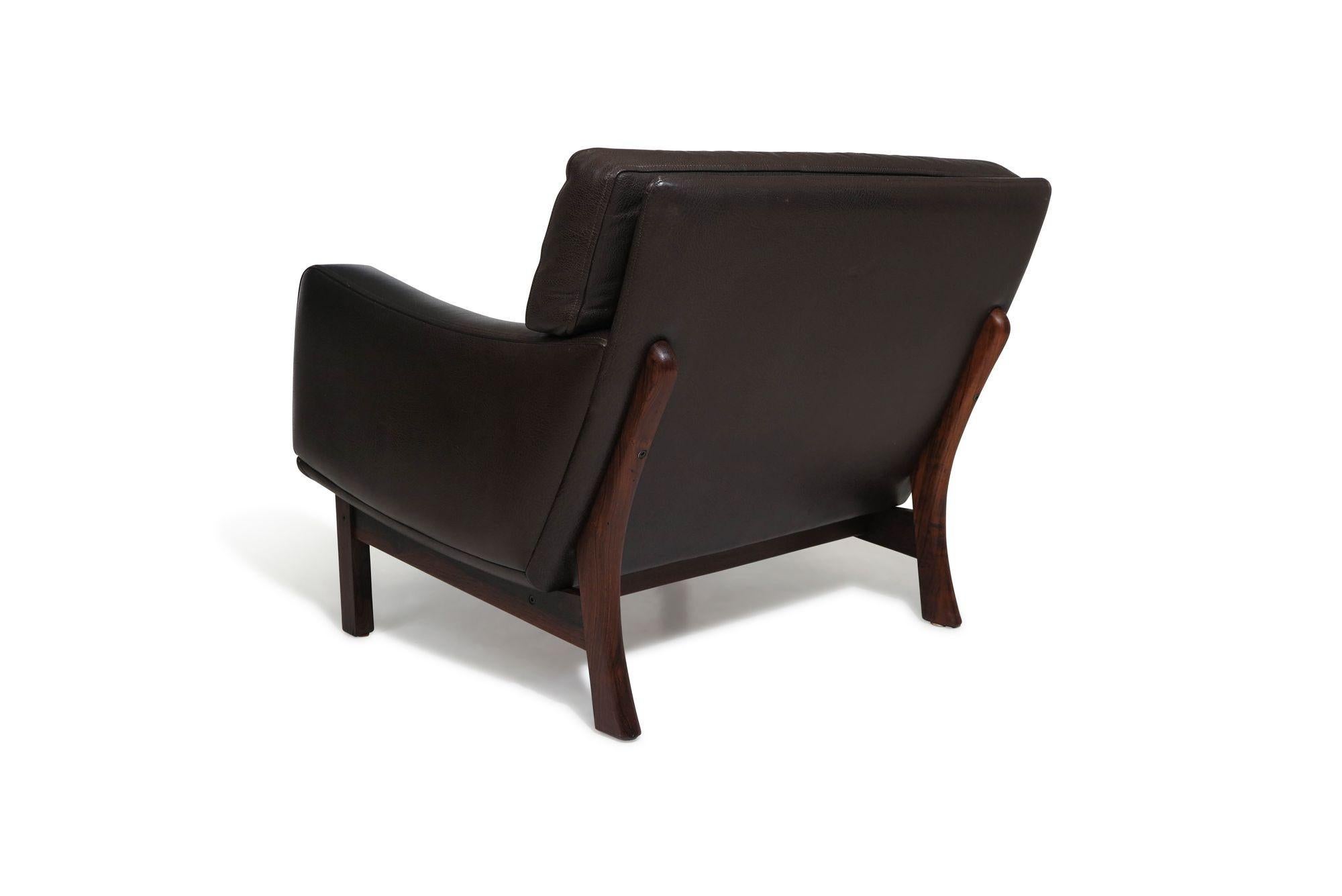 Oiled Mid-century Scandinavian Brown Leather and Rosewood Lounge Chairs For Sale