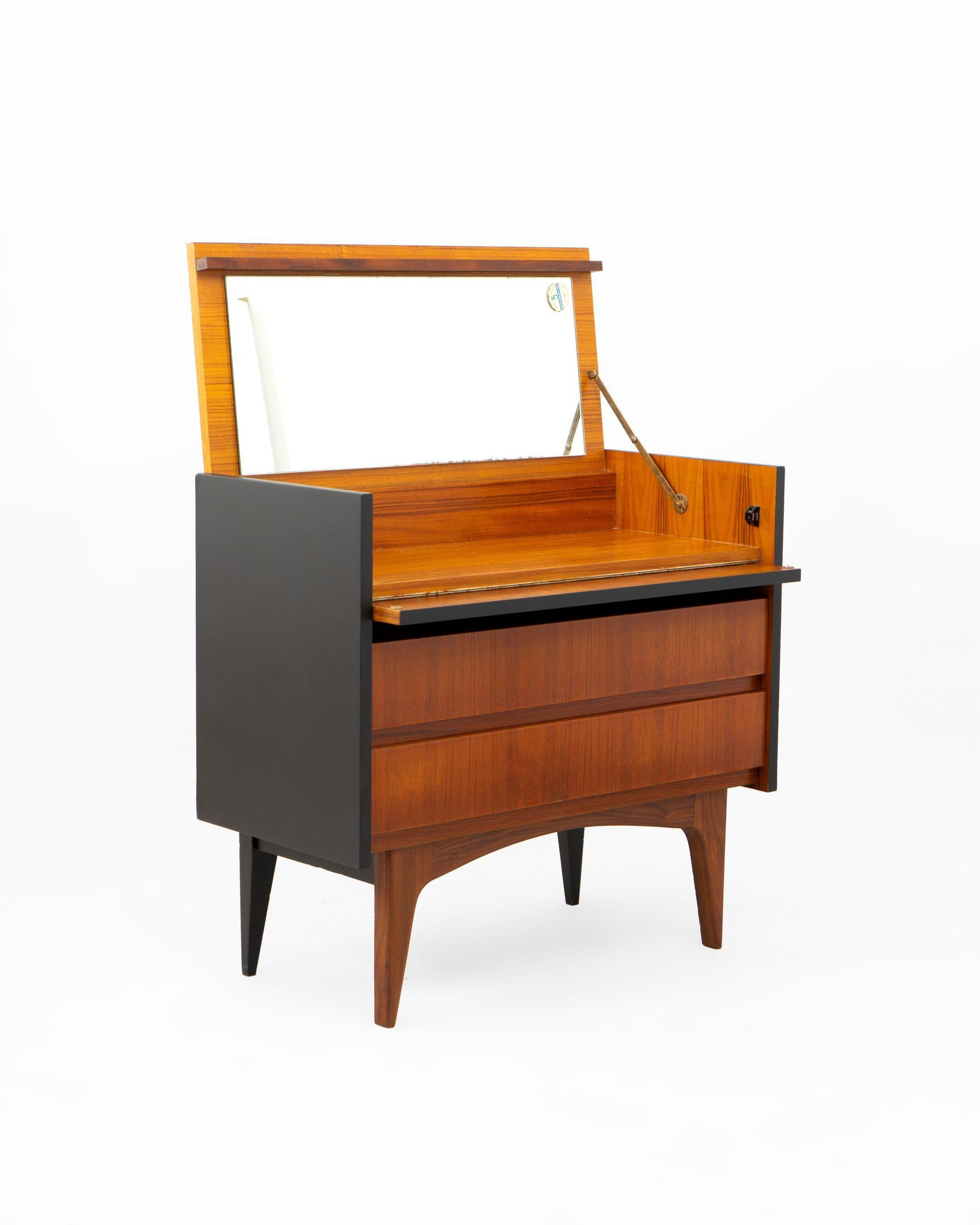 Mid-Century Modern Mid-Century Scandinavian Chest of Drawers and Dressing Table, circa 1970