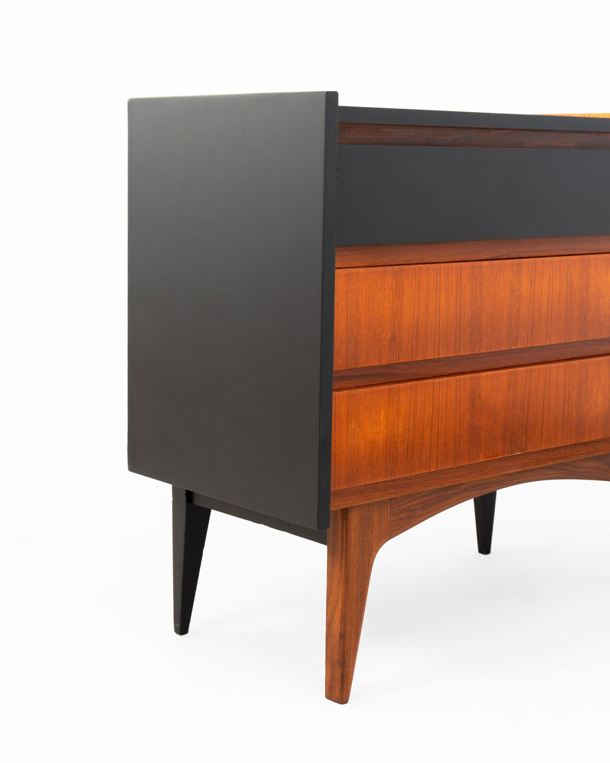 Enameled Mid-Century Scandinavian Chest of Drawers and Dressing Table, circa 1970