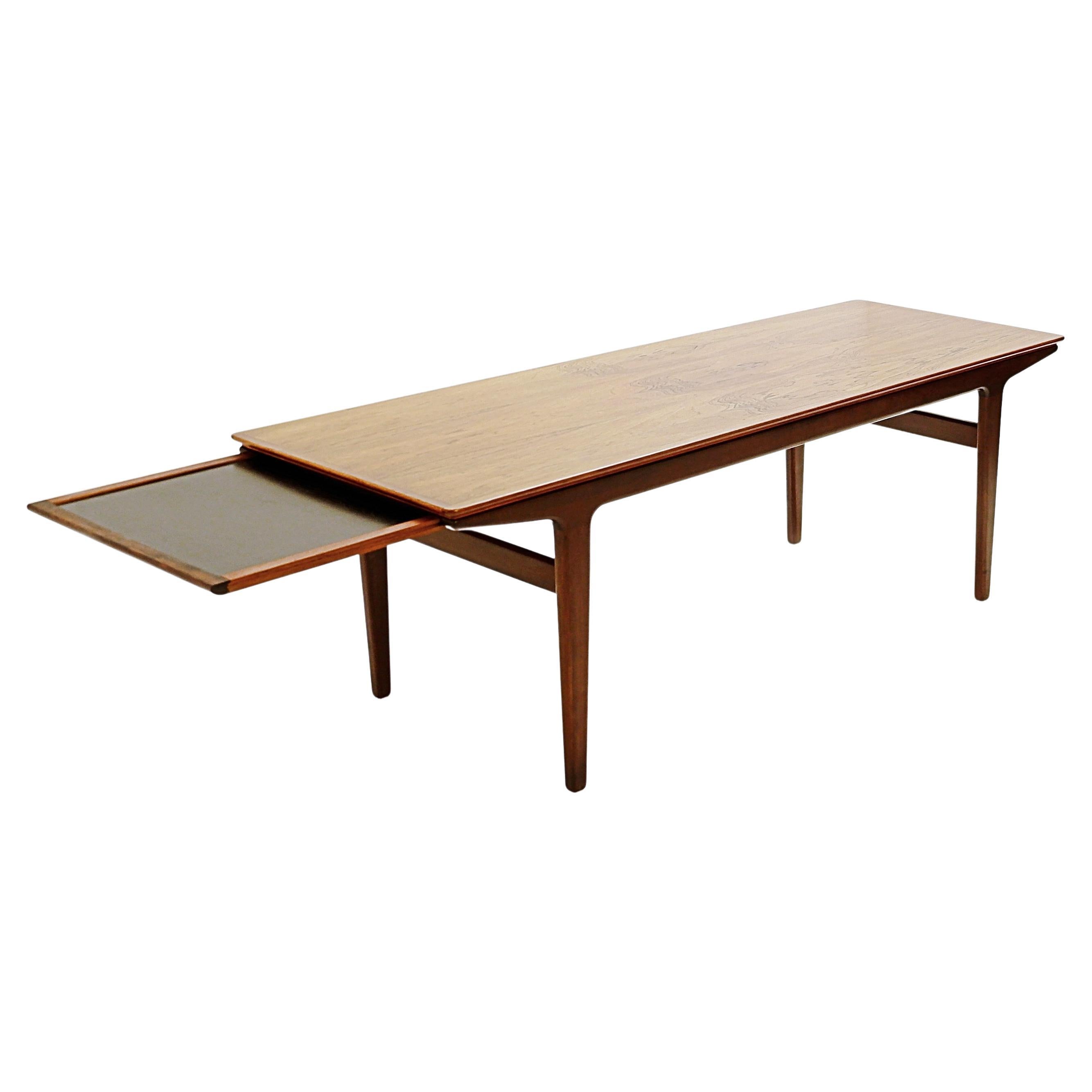 Mid-century scandinavian Coffee Table with Extension, 1960s For Sale