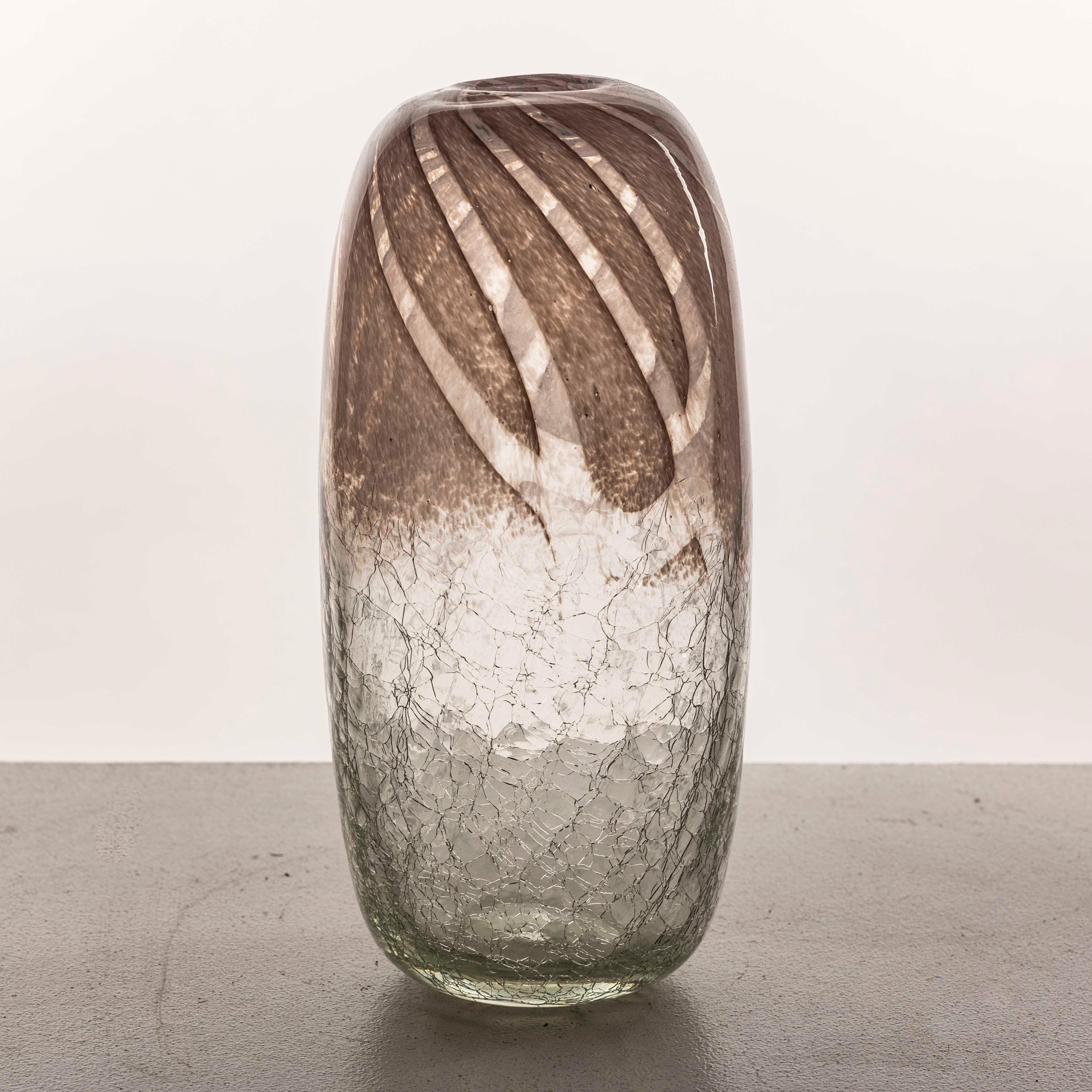 Vetro artistico Vaso in vetro Craquele scandinavo di metà secolo in vendita