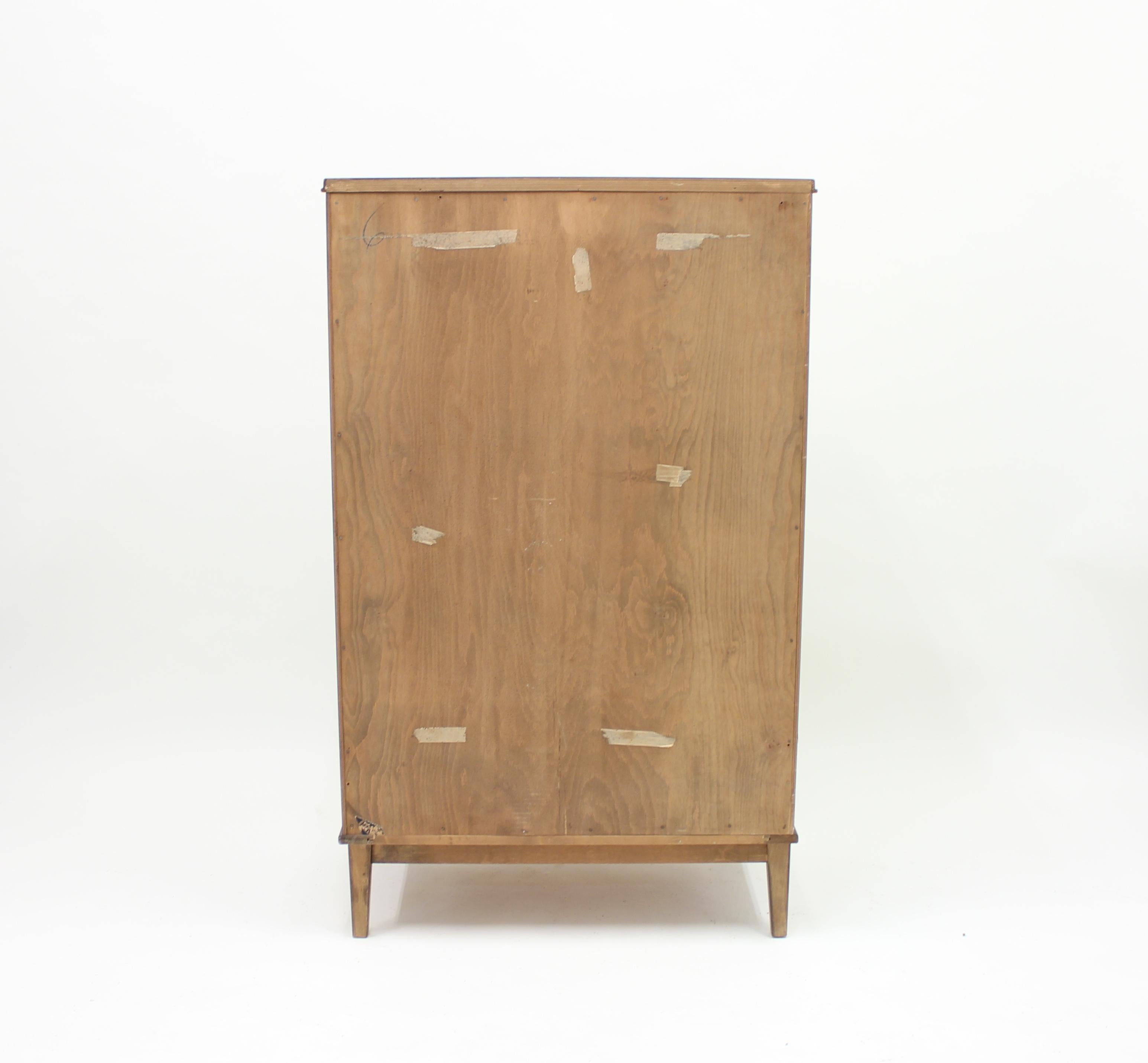 Midcentury Scandinavian Curved Walnut Chest of Drawers, 1950s 4
