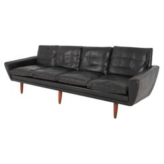 Canapé long en cuir noir de style scandinave danois moderne du milieu du siècle, signé Georg Thams