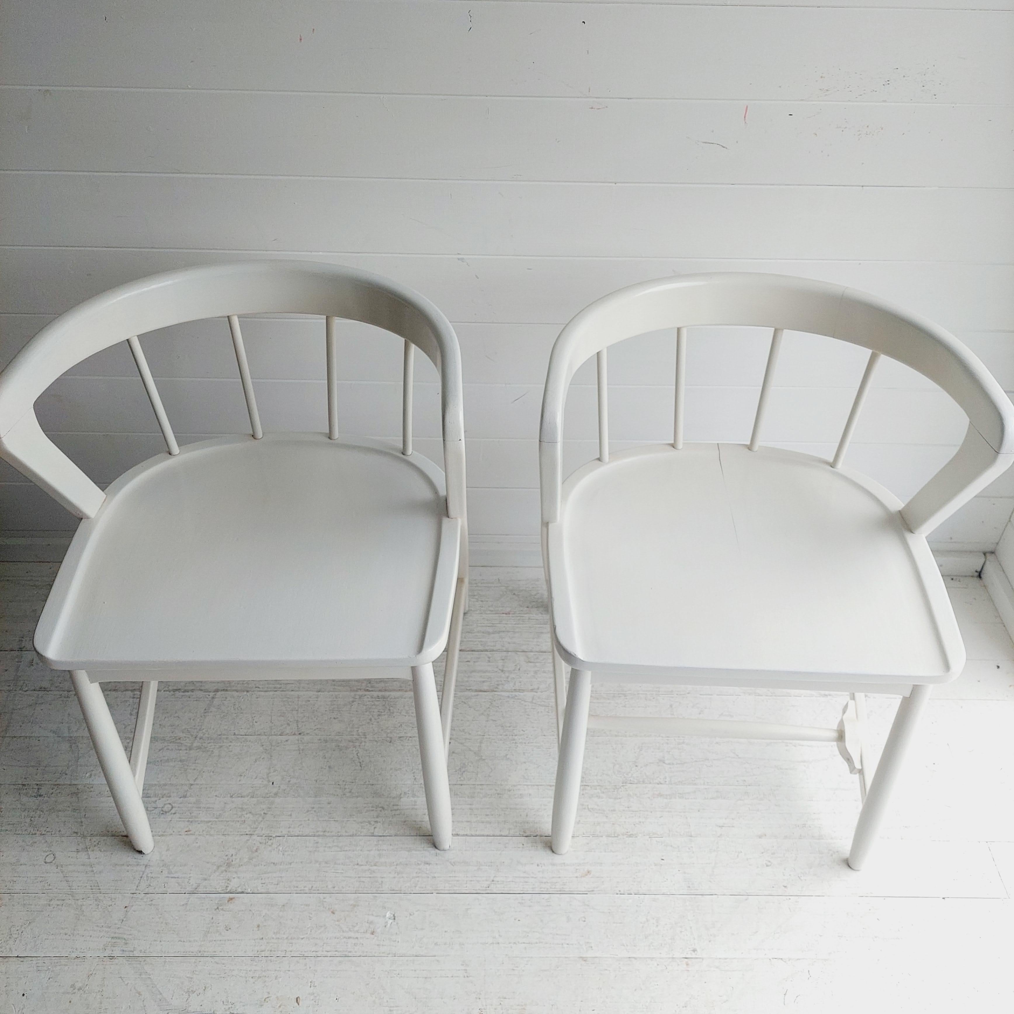 Mid century Scandinavian dining chairs by  Maple and Co in white, 1960s 1
