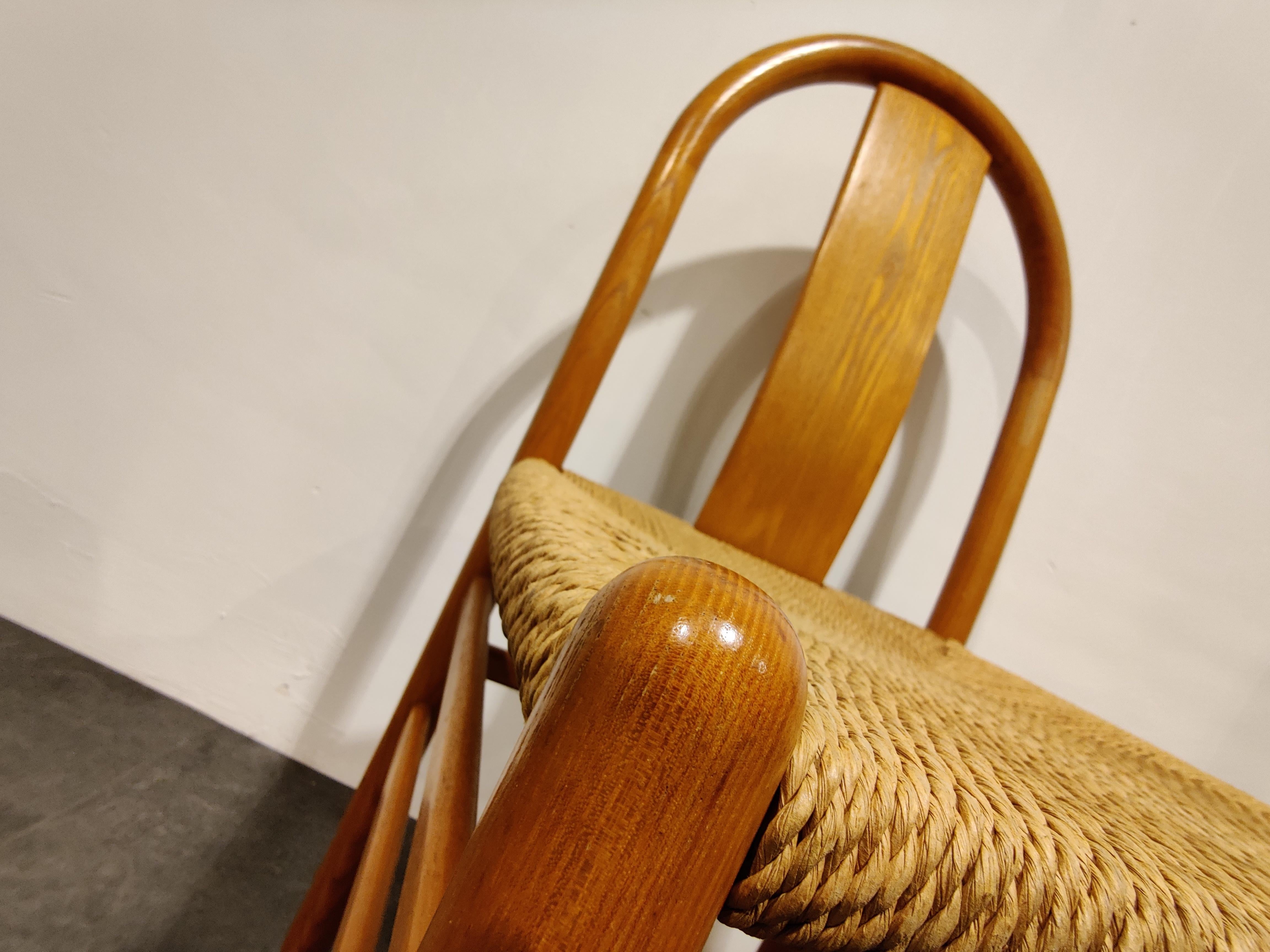 Sillas de comedor escandinavas de mediados de siglo, Juego de 4, Años 60 en venta 8