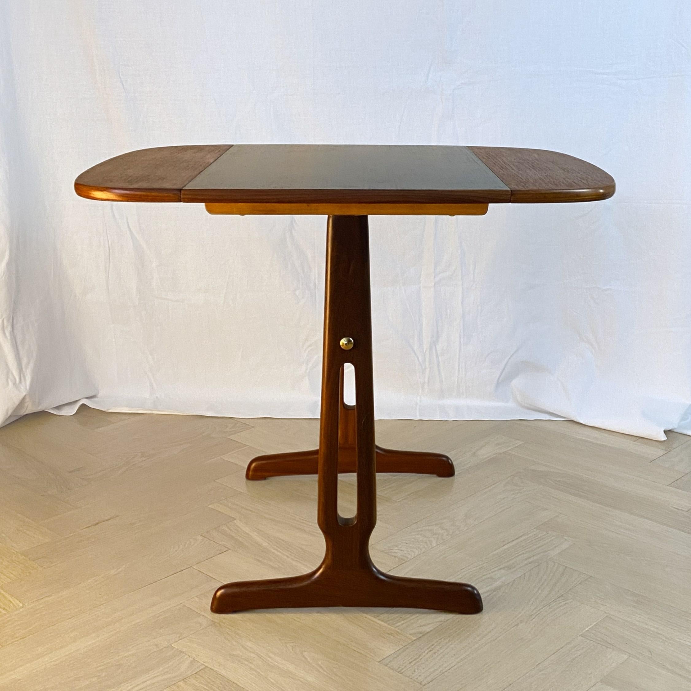 Swedish Mid-century Scandinavian drop-leaf side table, teak and brass, Sweden 1950s For Sale
