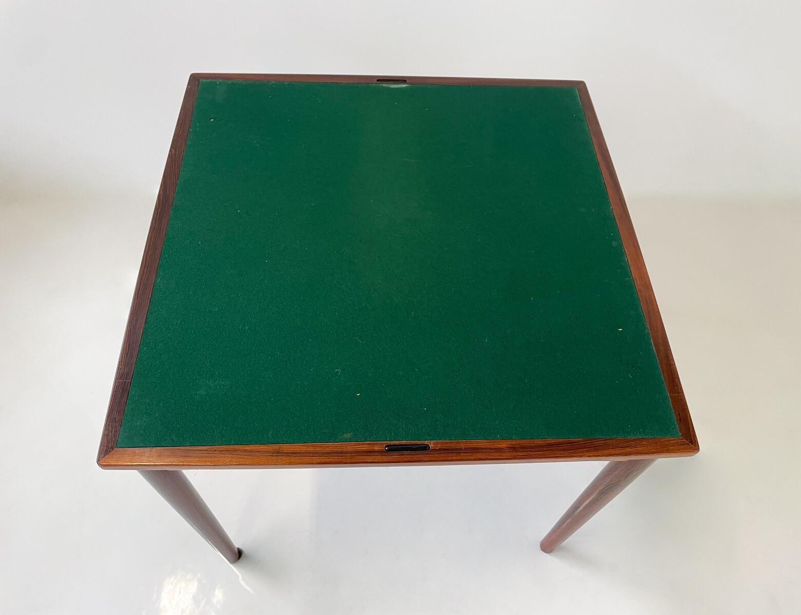 Skandinavischer Spieltisch aus der Jahrhundertmitte, 1960er Jahre im Angebot 5
