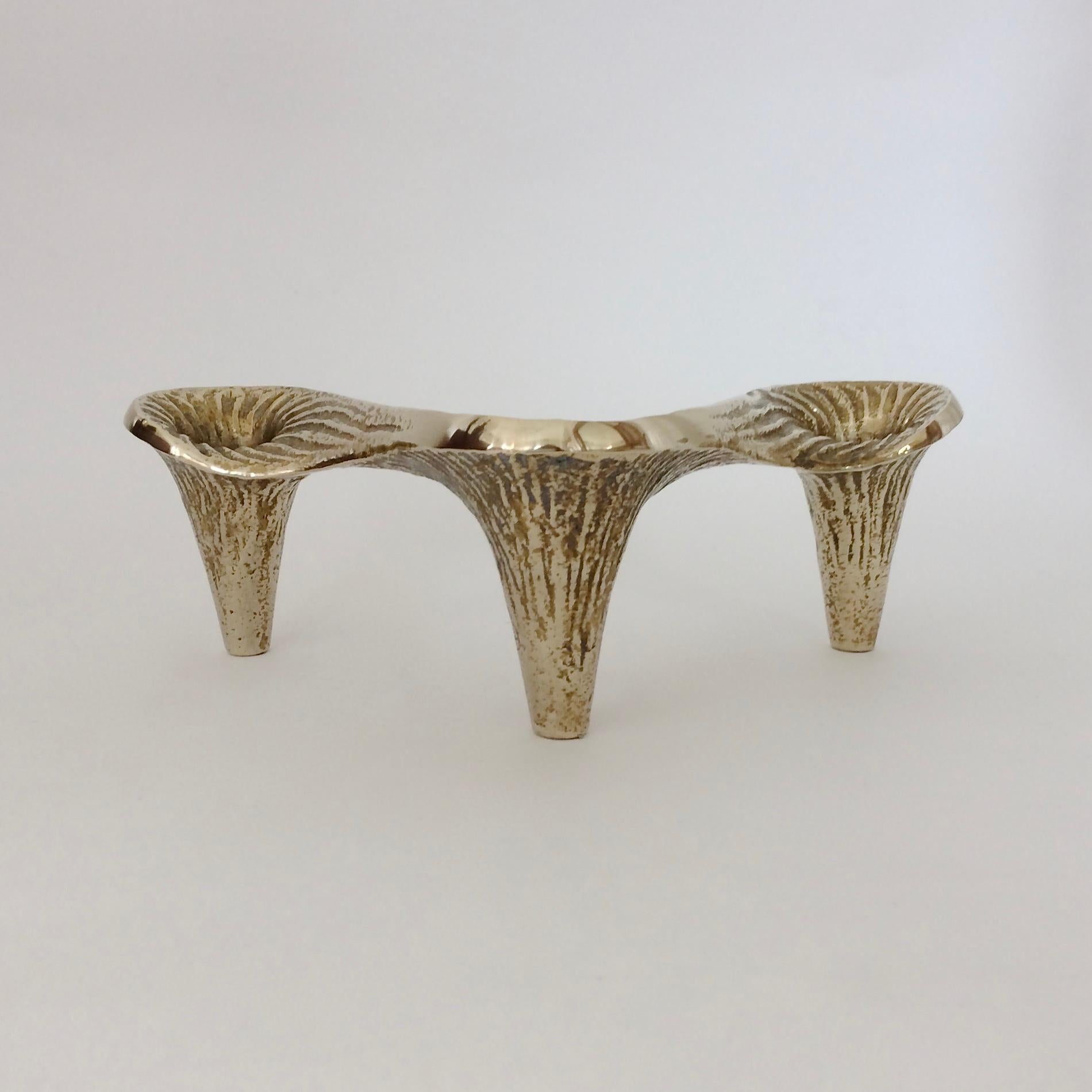 Nice midcentury Scandinavian candleholder, circa 1970.
Gilt bronze.
Dimensions: 22 cm W, 7 cm H, 13 cm D.
All purchases are covered by our Buyer Protection Guarantee.
This item can be returned within 7 days of delivery.
Please ask for our best