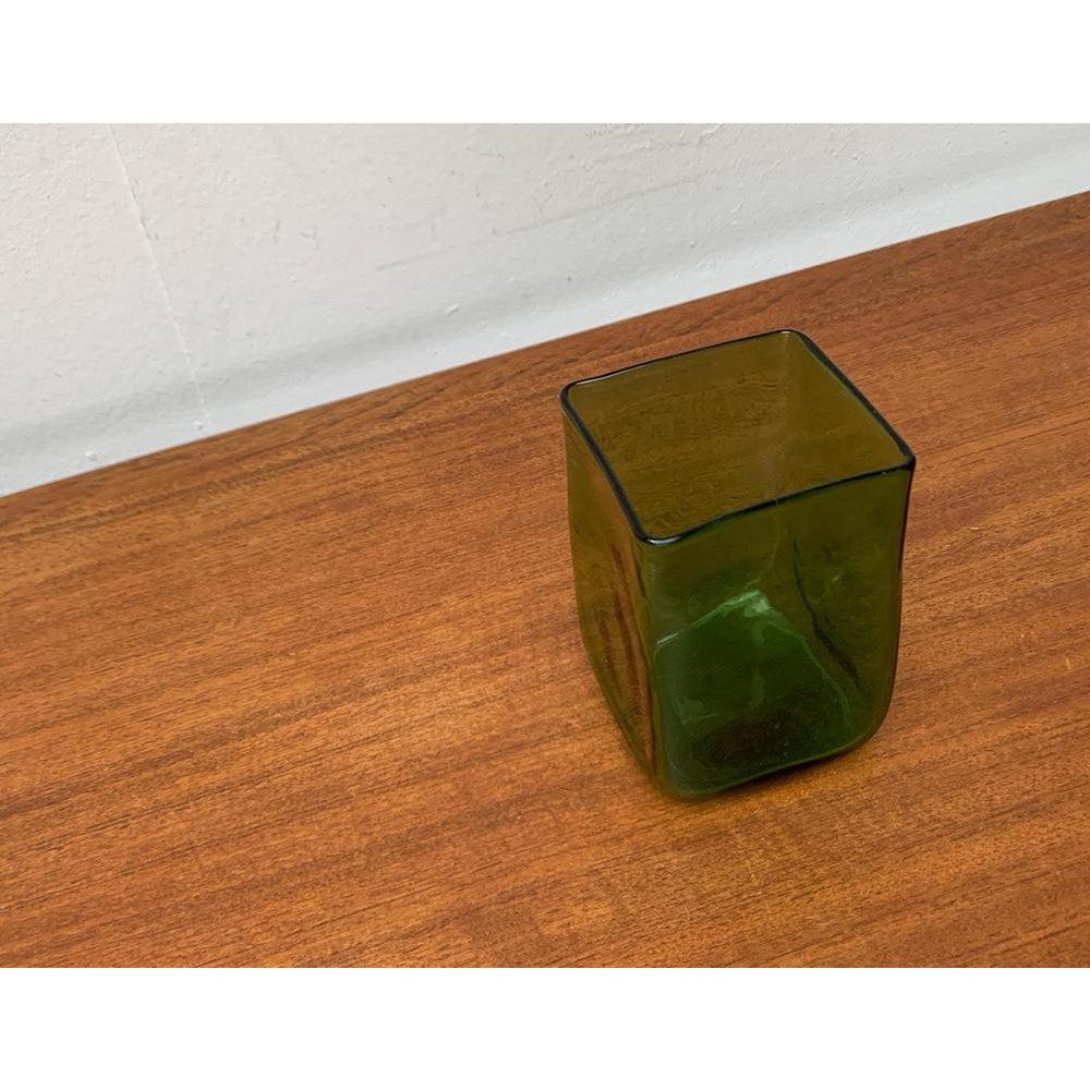 Vaso di vetro scandinavo di metà secolo in vendita 1
