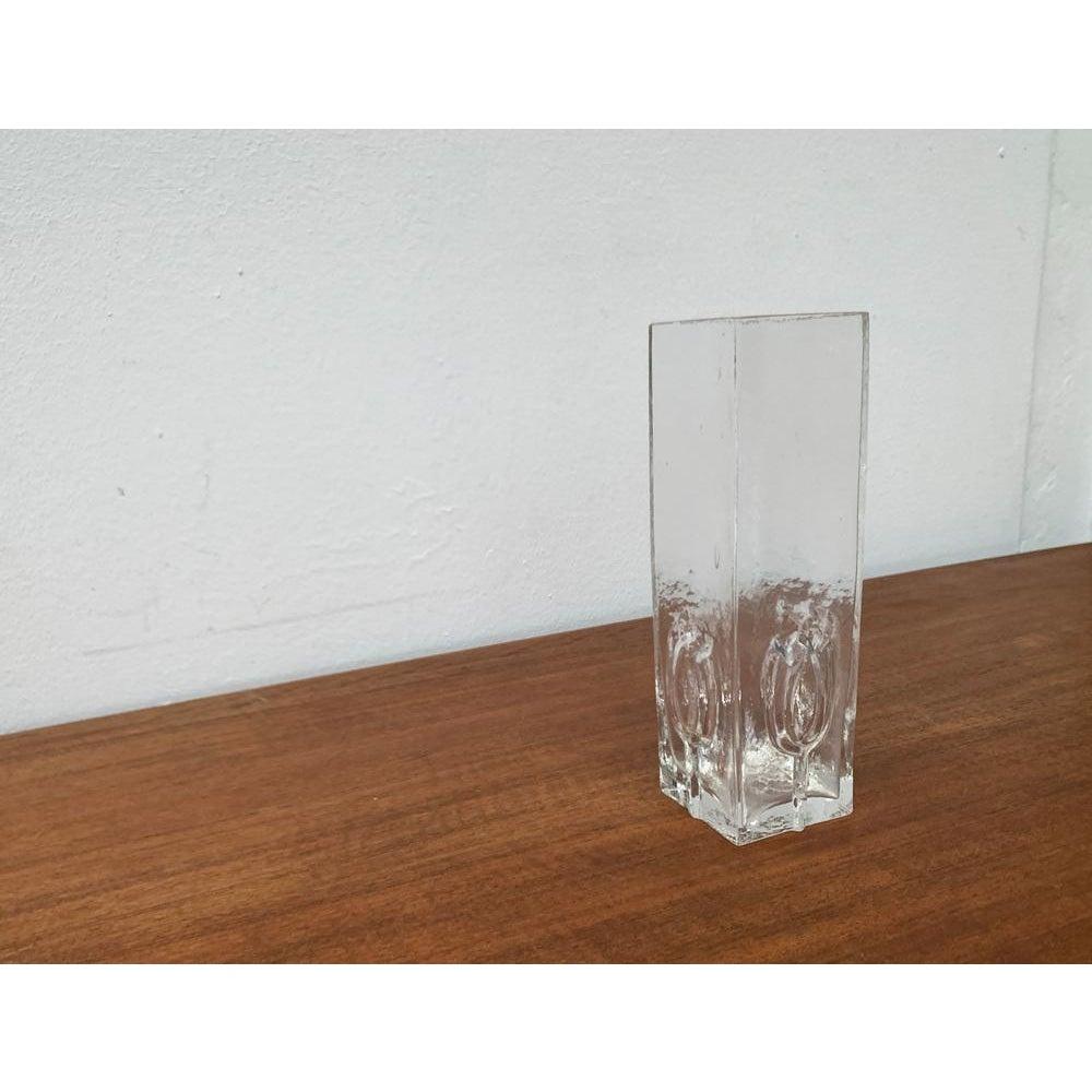 Vaso in vetro scandinavo di metà secolo con motivo floreale, anni '60 in vendita 6