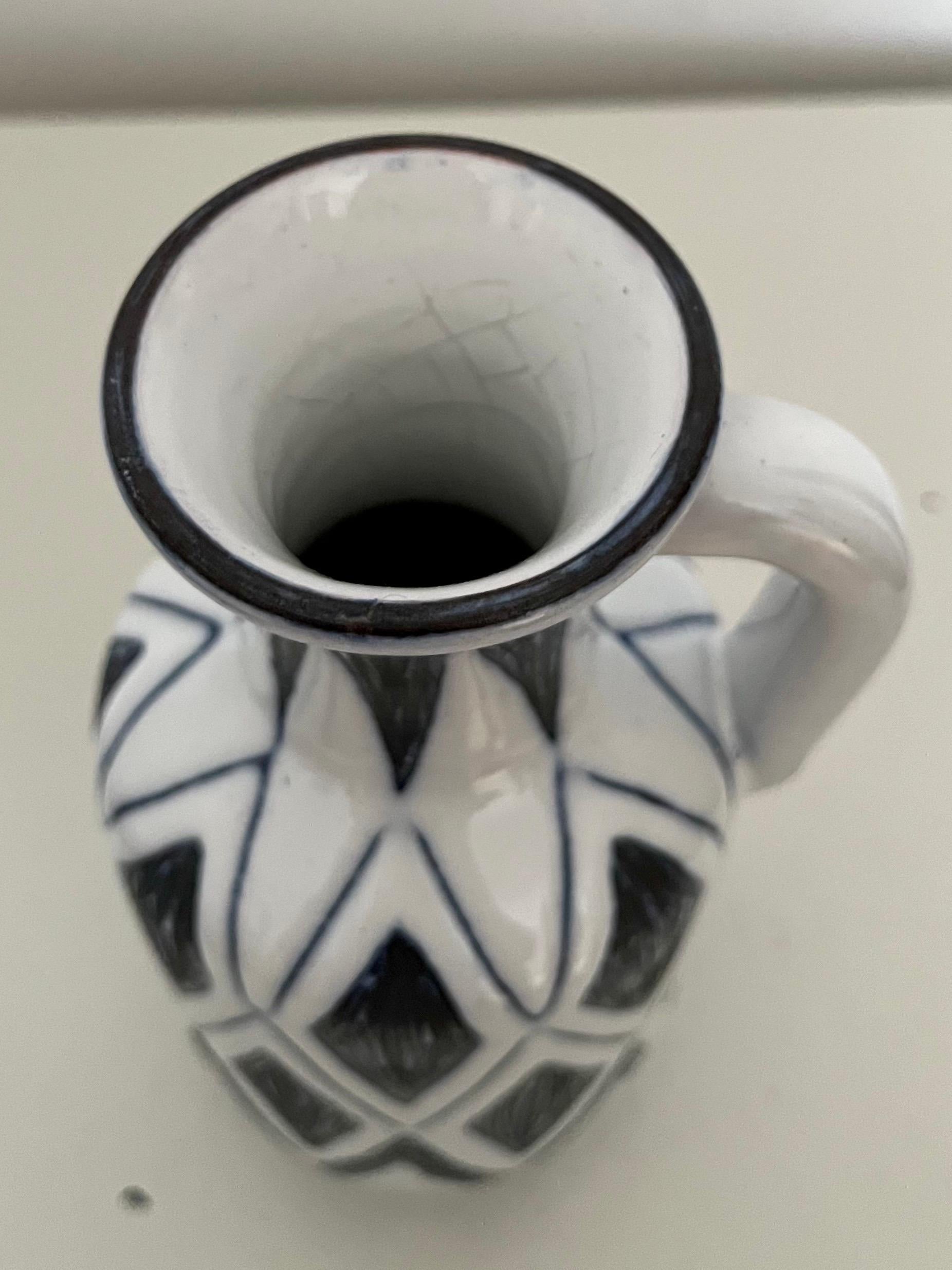 Ceramica Brocca in ceramica con motivo grafico scandinavo di metà secolo, anni '50 in vendita