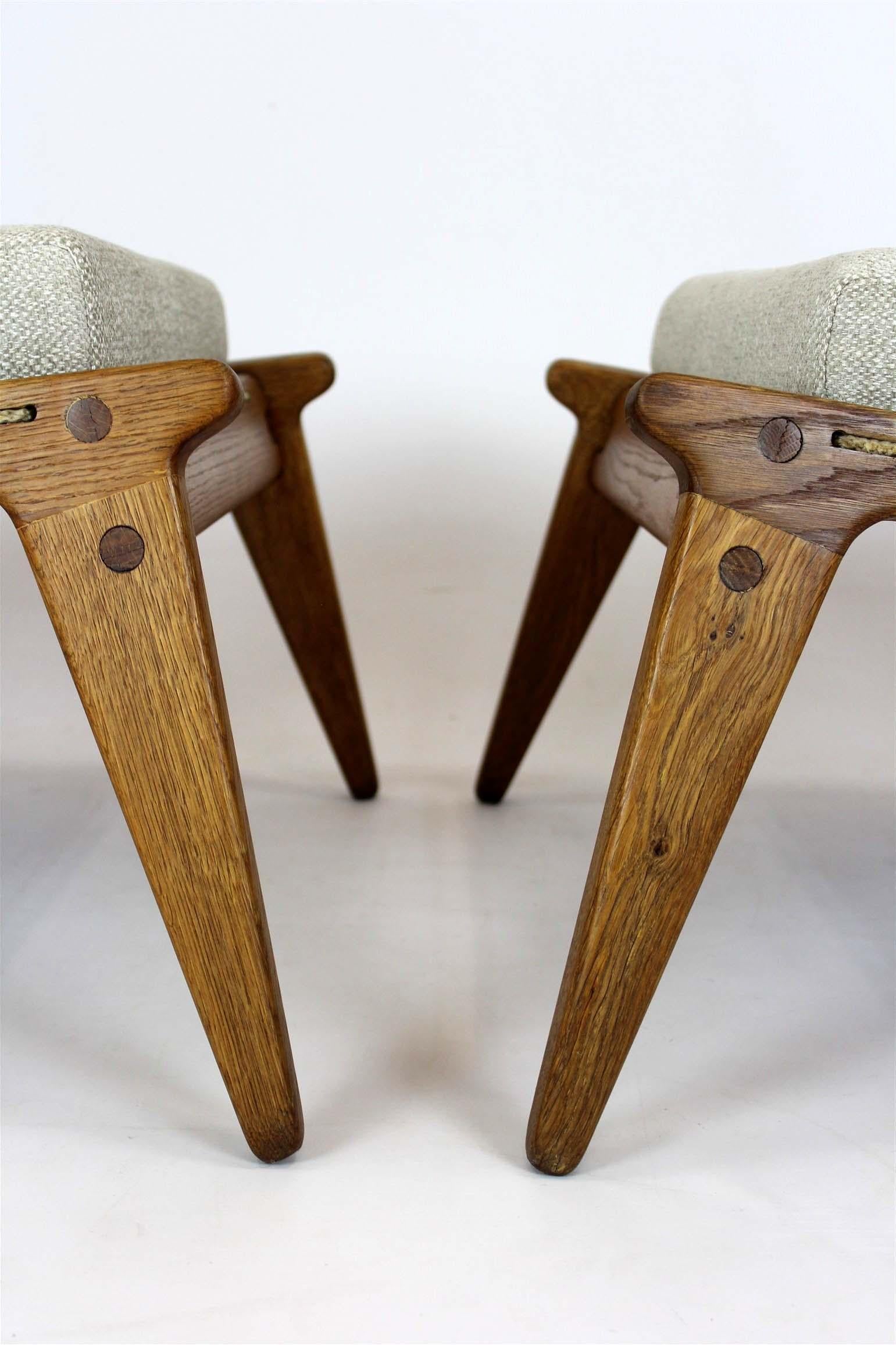 Mid-Century Scandinavian 'Hunting Chairs' Attributed to Uno Kristiansson, 1950s im Angebot 6