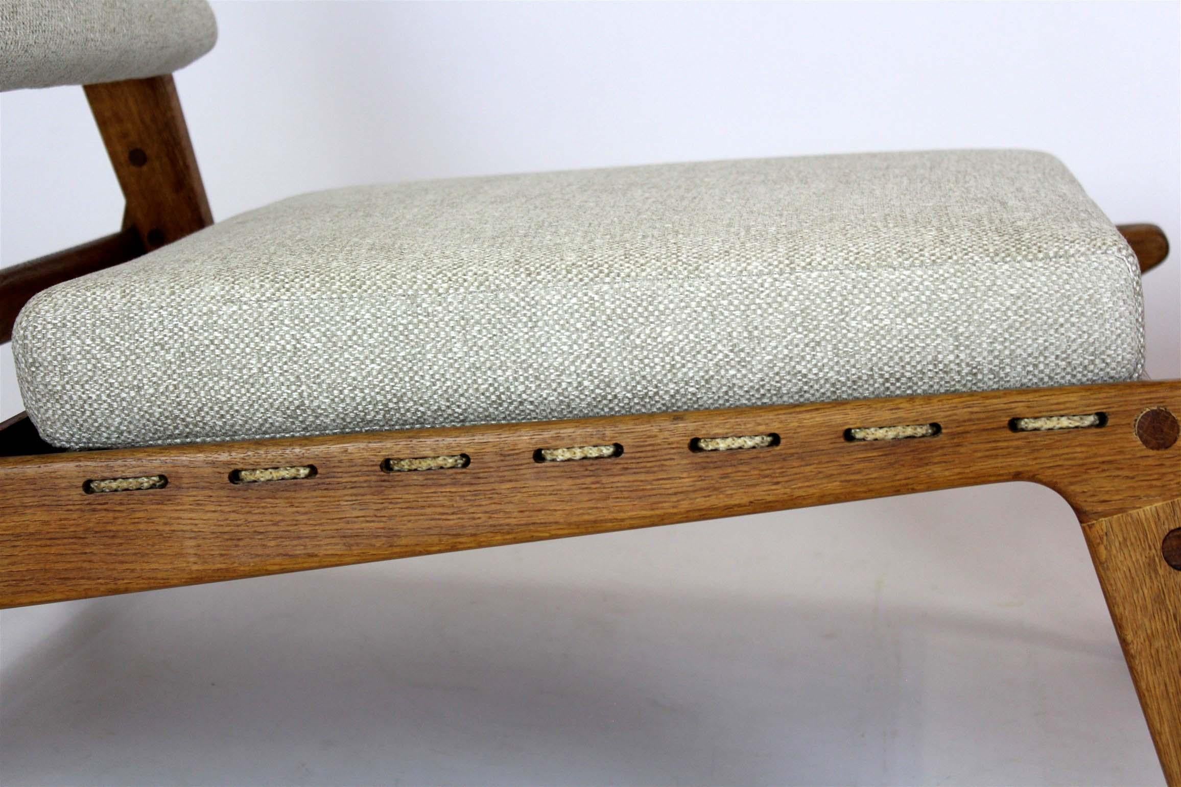 Mid-Century Scandinavian 'Hunting Chairs' Attributed to Uno Kristiansson, 1950s im Angebot 7