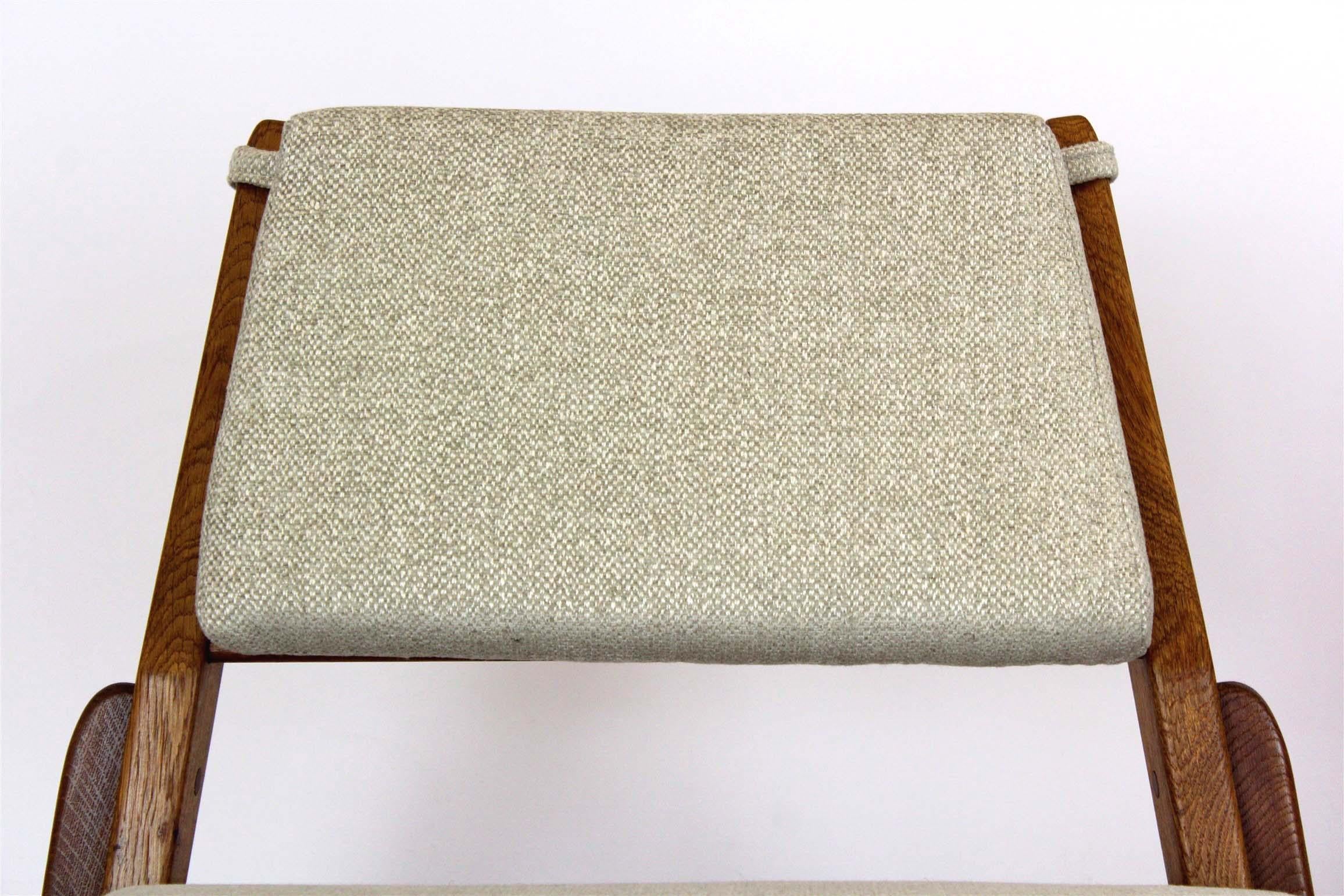 Mid-Century Scandinavian 'Hunting Chairs' Attributed to Uno Kristiansson, 1950s (20. Jahrhundert) im Angebot