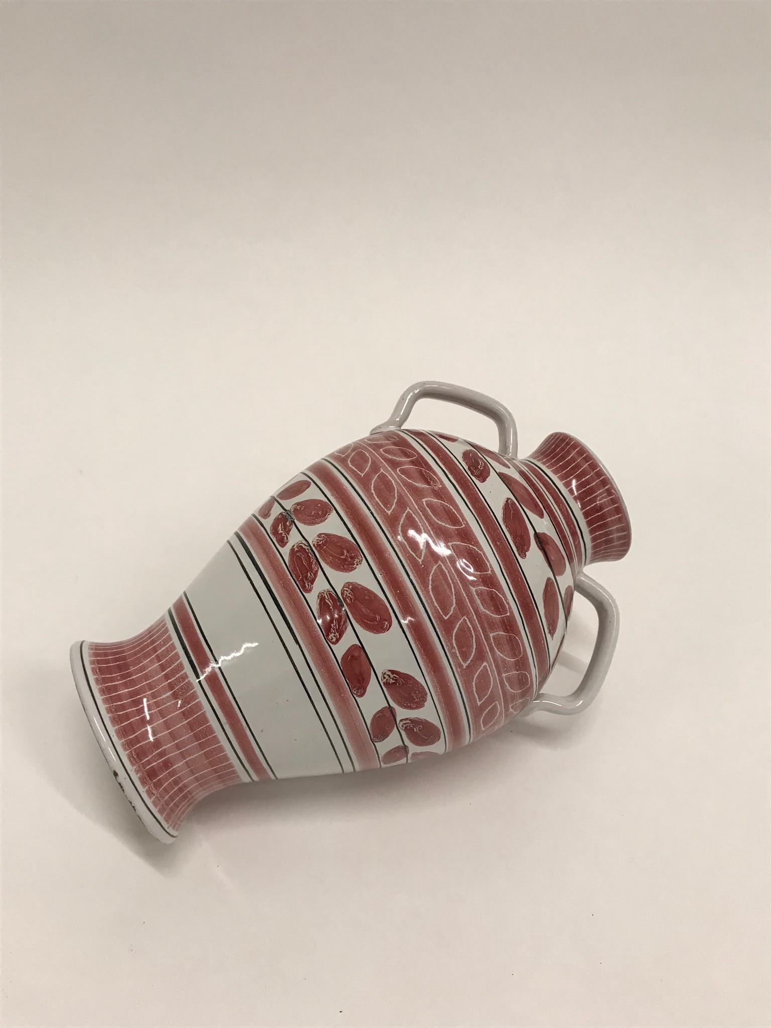 Mid-Century Modern Midcentury Scandinavian Kåre Berven Fjeldsaa Red and White Vase, Signed KBF For Sale