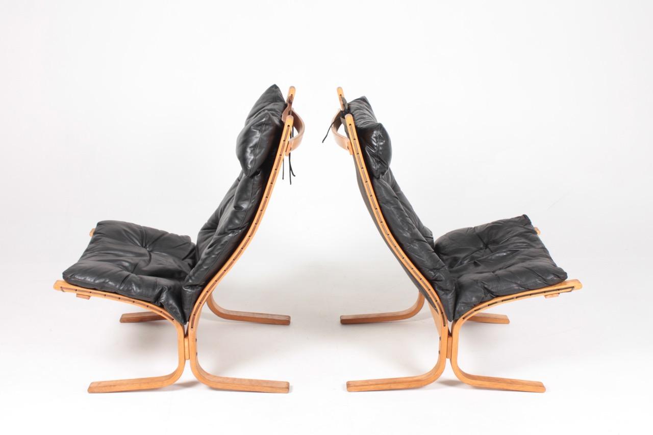 Midcentury Scandinavian Lounge Chairs in Patinated Leather by Ingmar Relling In Good Condition In Lejre, DK