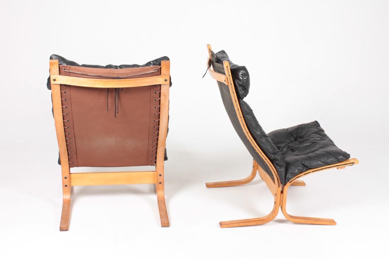 Midcentury Scandinavian Lounge Chairs in Patinated Leather by Ingmar Relling 1